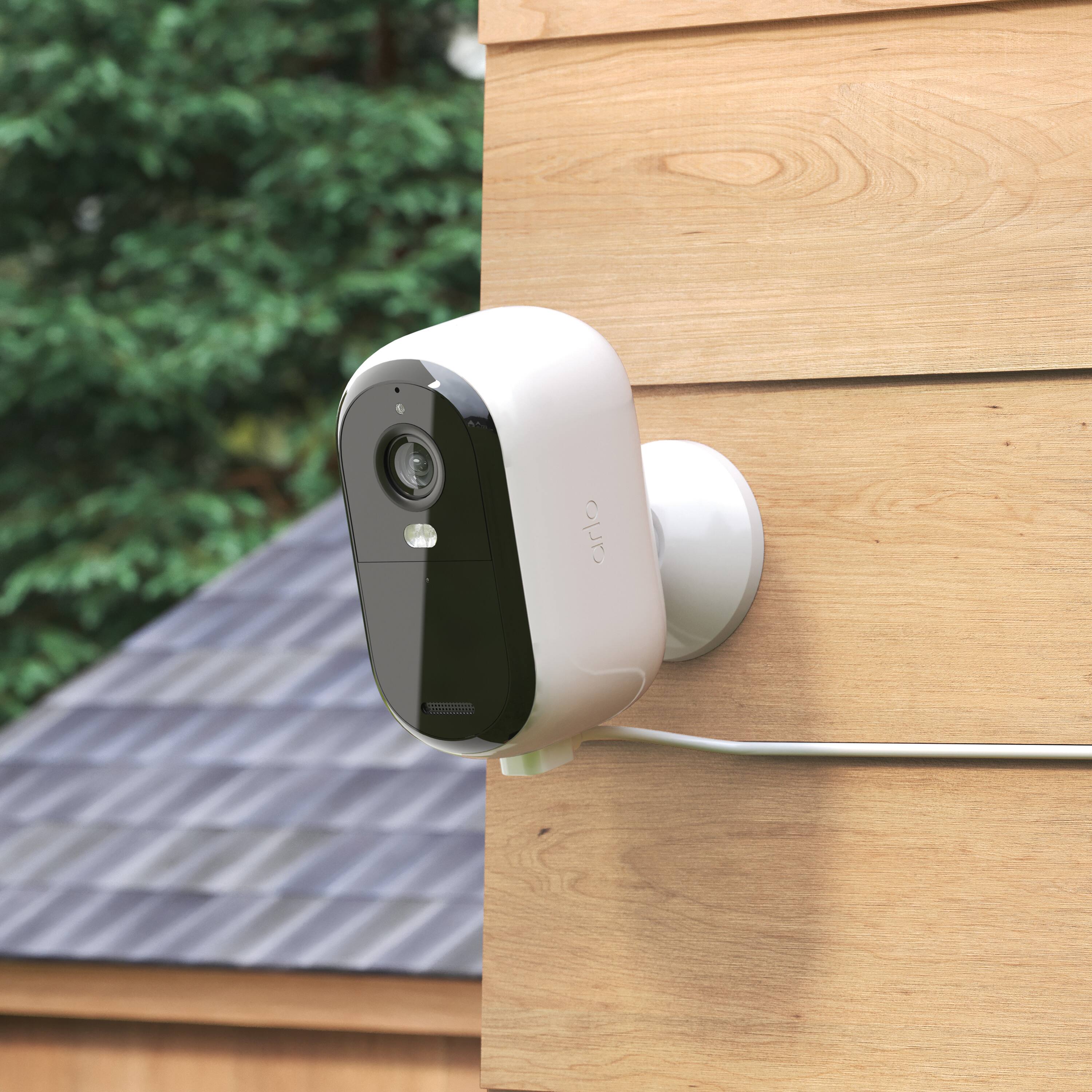 Alt View 3. Arlo - Outdoor Charging Cable - USB-C, 25 ft. - White.