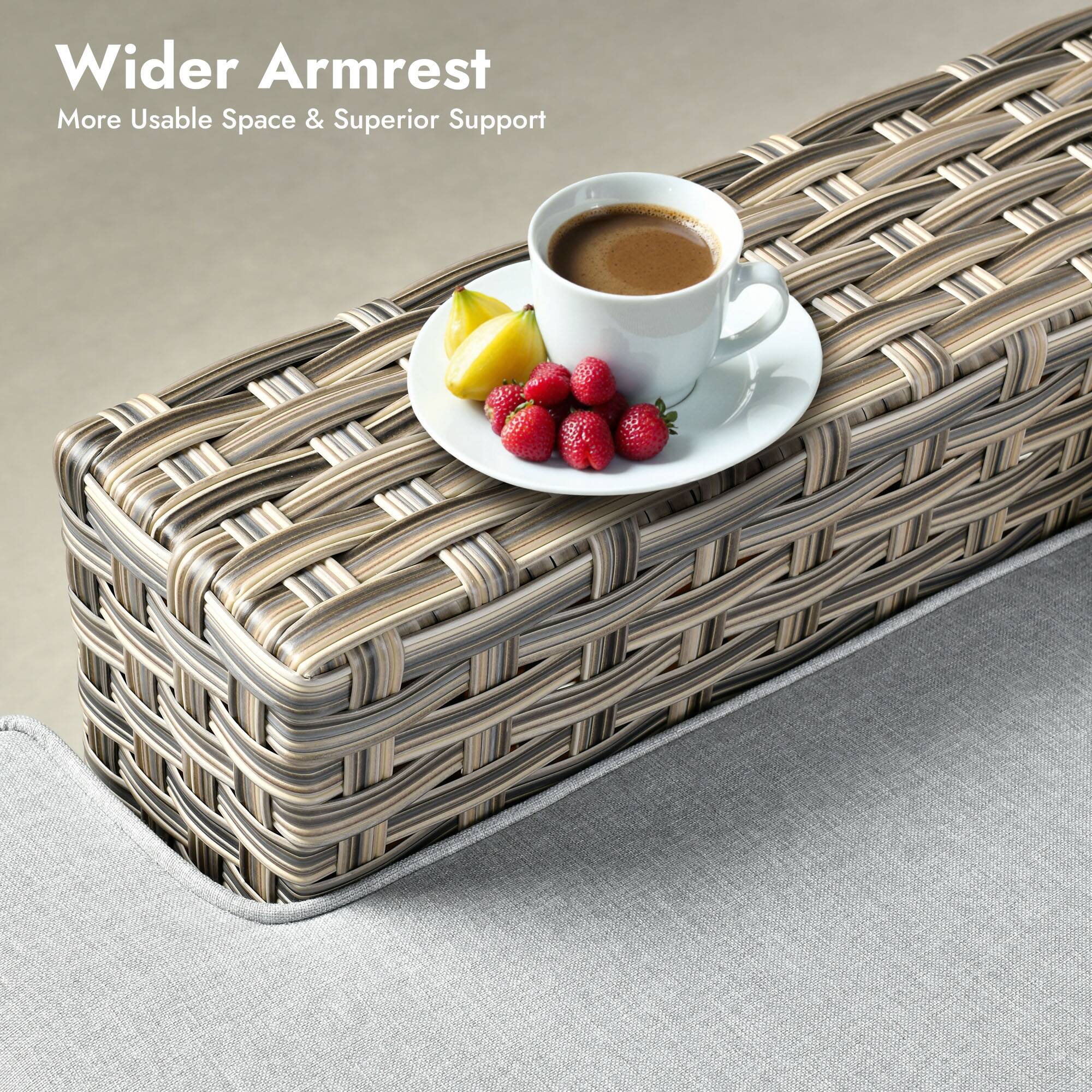 Wider Armrest  
More Usable Space & Superior Support