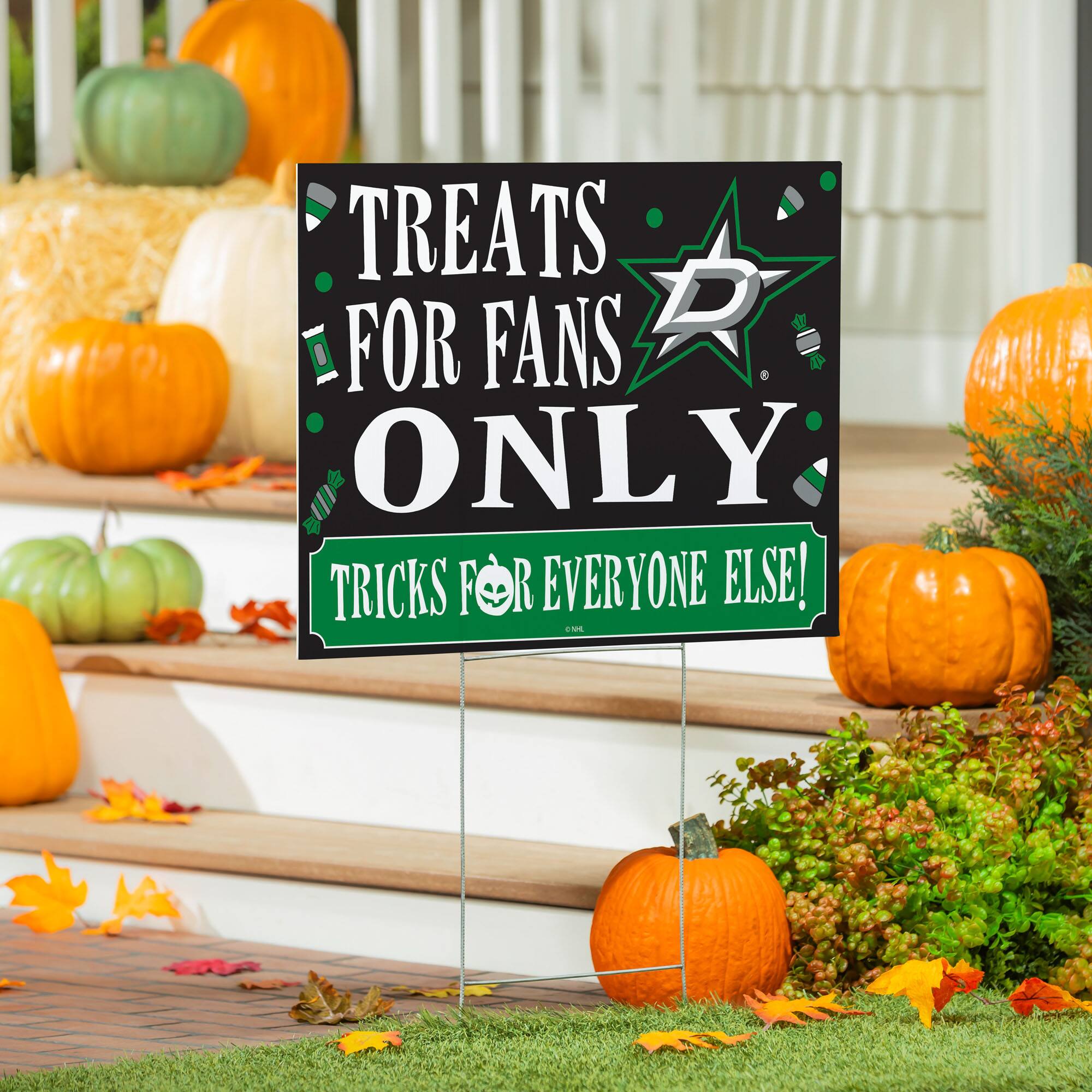 TREATS FOR FANS ONLY  
TRICKS FOR EVERYONE ELSE!