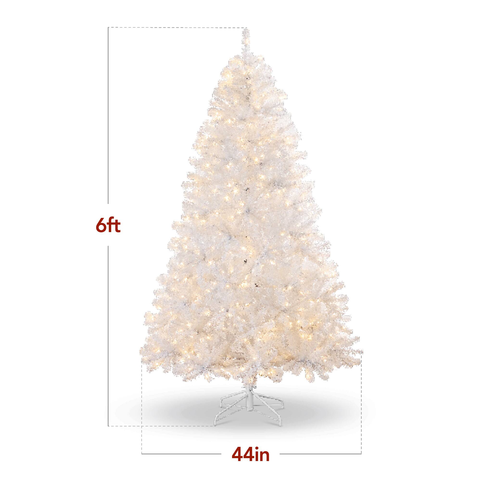 The text on the image indicates the dimensions of the Christmas tree. The tree is 6 feet tall and has a base width of 44 inches.