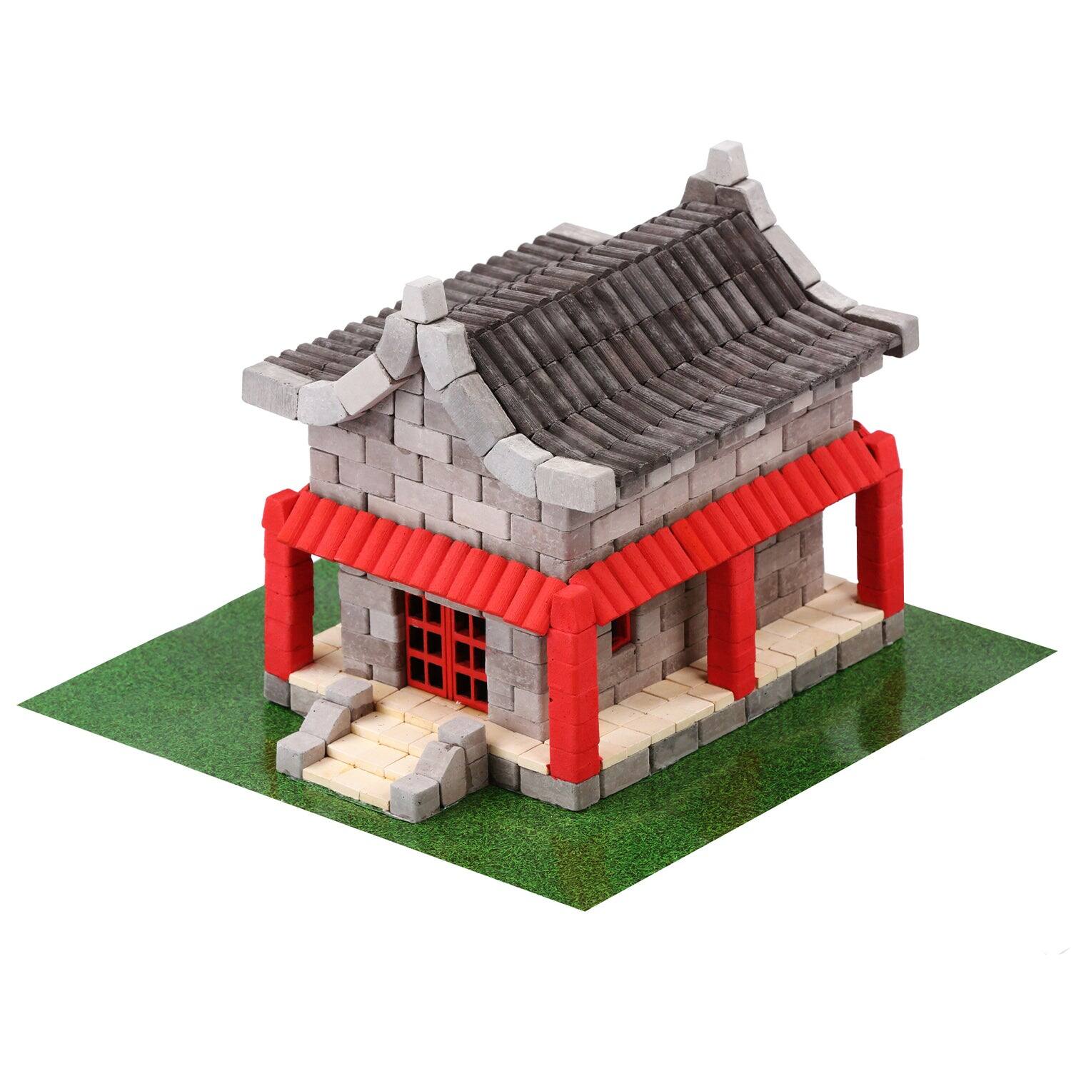 Angle. Wise Elk - Chinese House Mini Brick Building Kit, 600 pcs - Multicolor.