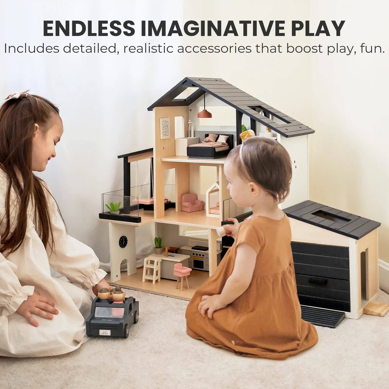 ENDLESS IMAGINATIVE PLAY  
Includes detailed, realistic accessories that boost play, fun.