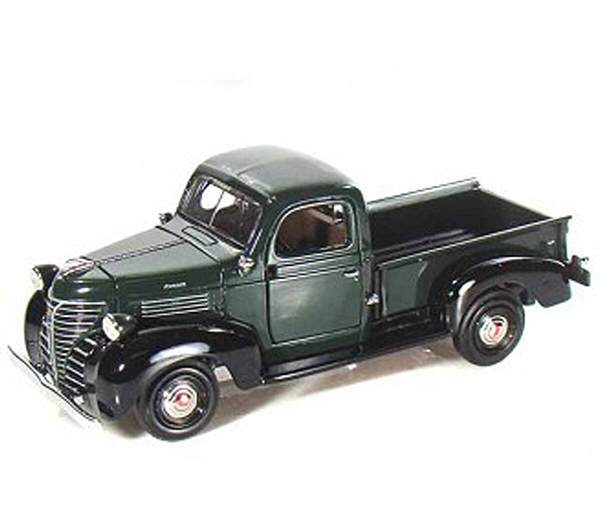 Alt View 1. Motormax - 1941 Plymouth Pickup Green 1/24 Diecast Model Car by Motormax.