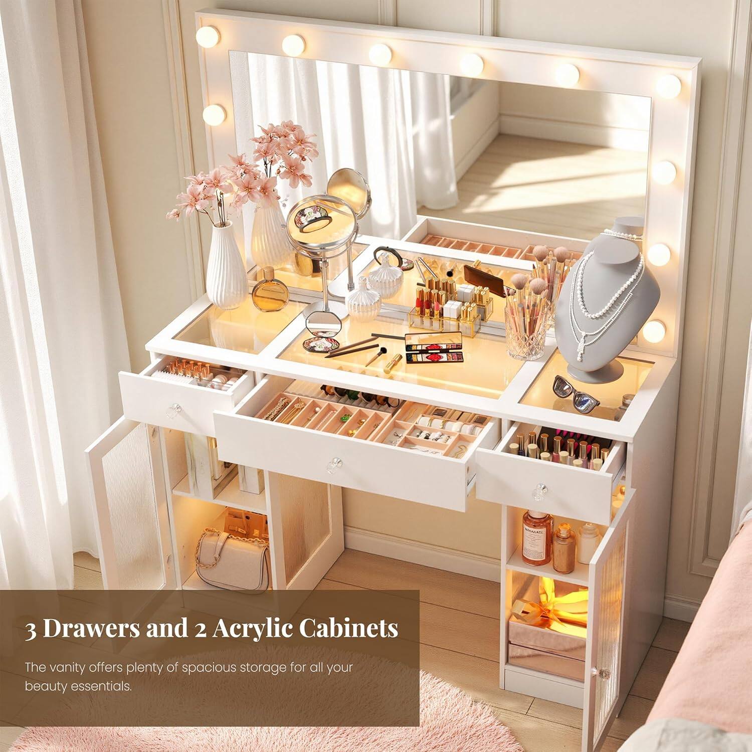 3 Drawers and 2 Acrylic Cabinets  
The vanity offers plenty of spacious storage for all your beauty essentials.