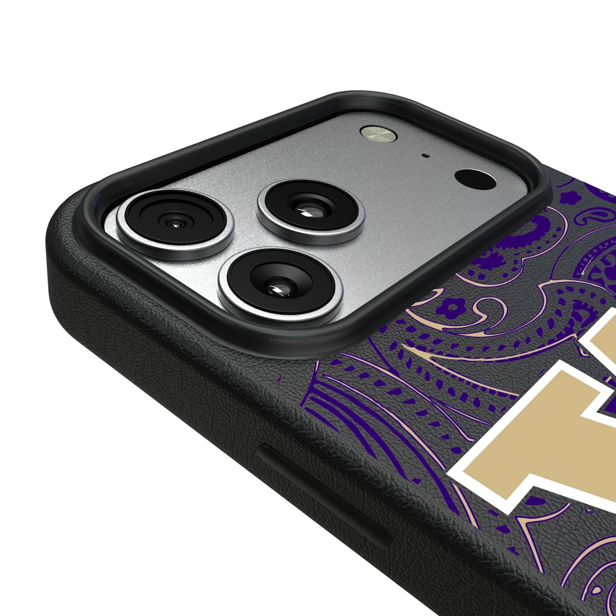 Alt View 2. Keyscaper - Washington Huskies Paisley iPhone Magnetic Bump Case - 15 Plus - Black.