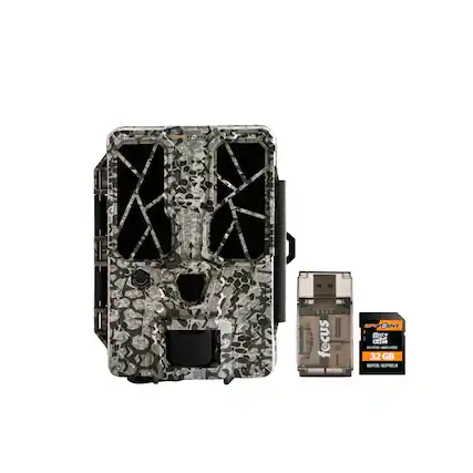 Sure, here is the corrected and grouped text from the image:
**SPYPOINT**
- Focus
- 32 GB
- Adapter/Adaptateur
**SPYPOINT**
- 32 GB
- Adapter/Adaptateur
**SPYPOINT**
- Focus