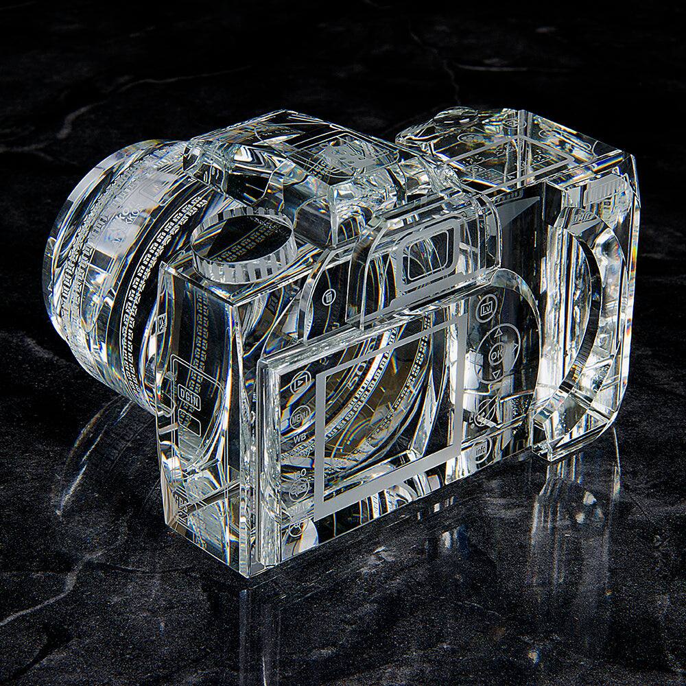 The text on the image appears to be a mix of letters and numbers, possibly part of a design or code. Here is the corrected and grouped version:

- E Sed
- 8 0
- a 8 E F
- DGIM
- D WB

This seems to be a random assortment of characters and might not form coherent words or phrases.