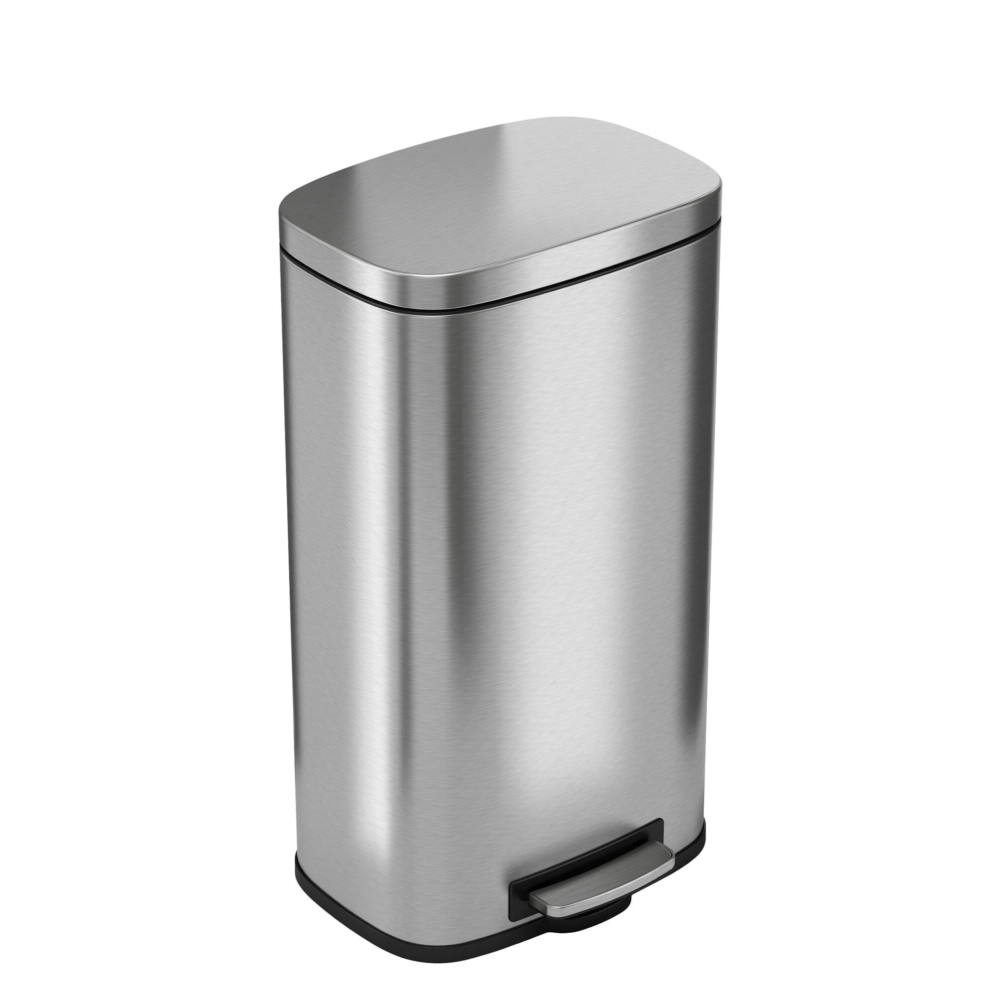 iTouchless - 8 Gallon SoftStep Stainless Steel Step Kitchen Trash Can with AbsorbX Odor Filter - Silver