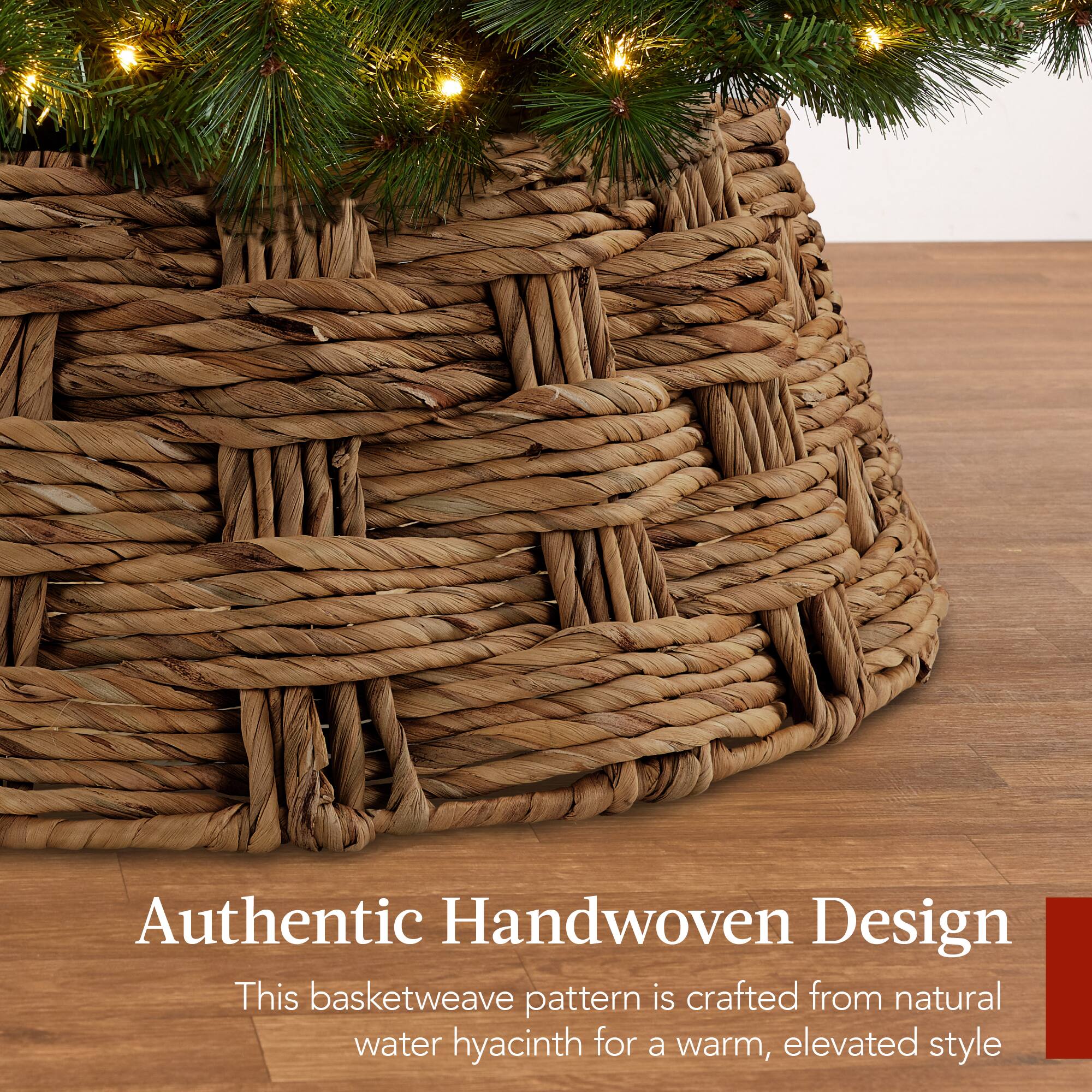 Authentic Handwoven Design

This basketweave pattern is crafted from natural water hyacinth for a warm, elevated style.
