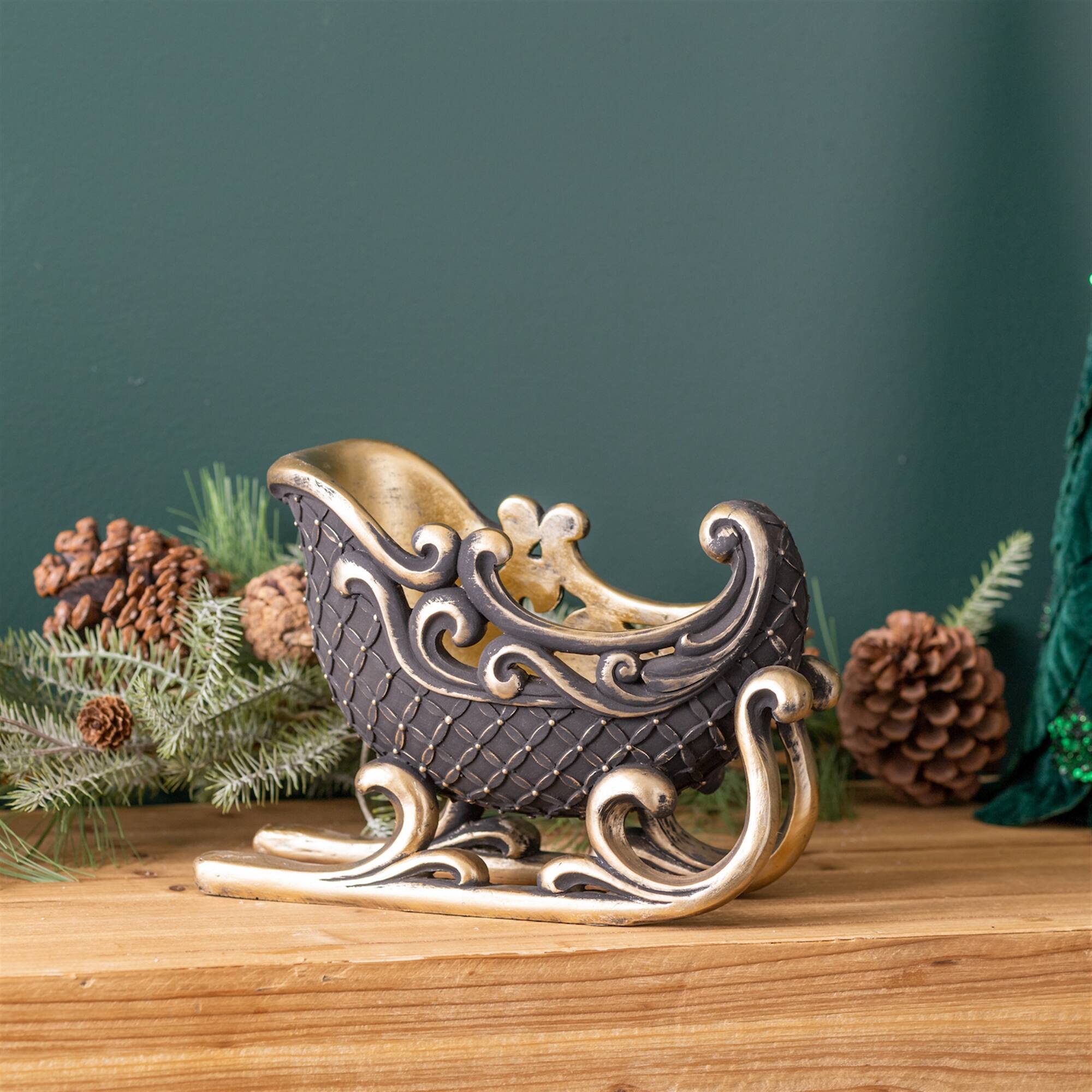 Angle. BreeBe - Elegant Holidy Sleigh Decor 10"L - Black, Gold.