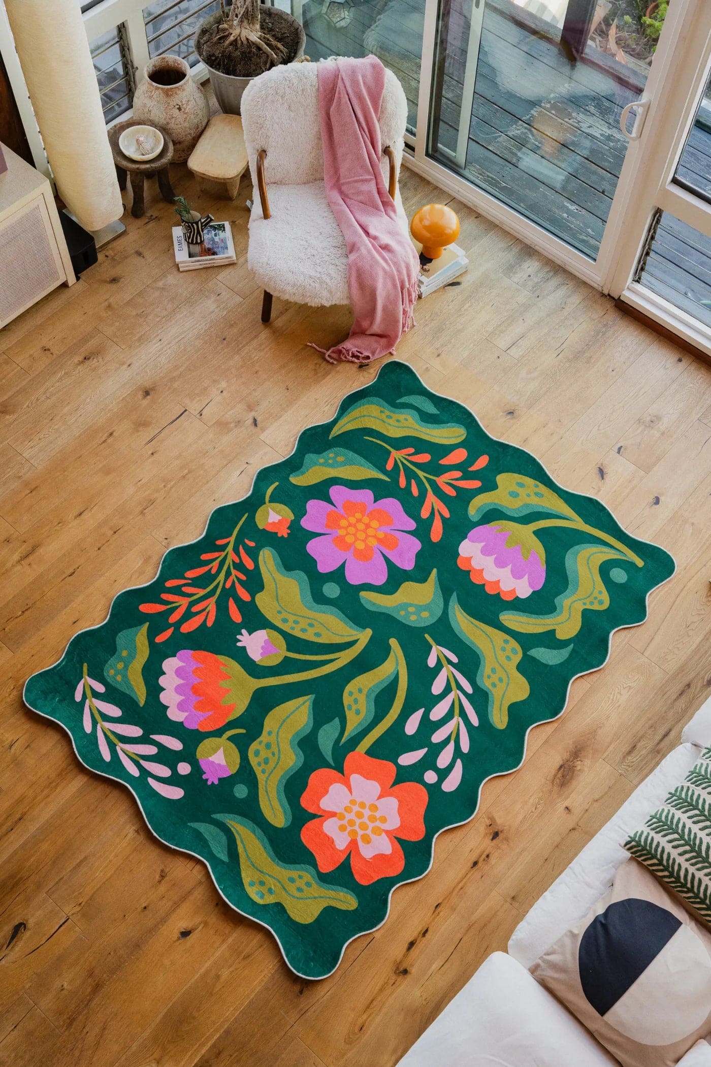 Lanyspace - Lany Space Jessica Miller Green Base Pink Floral Wavy Rug - Multicolor