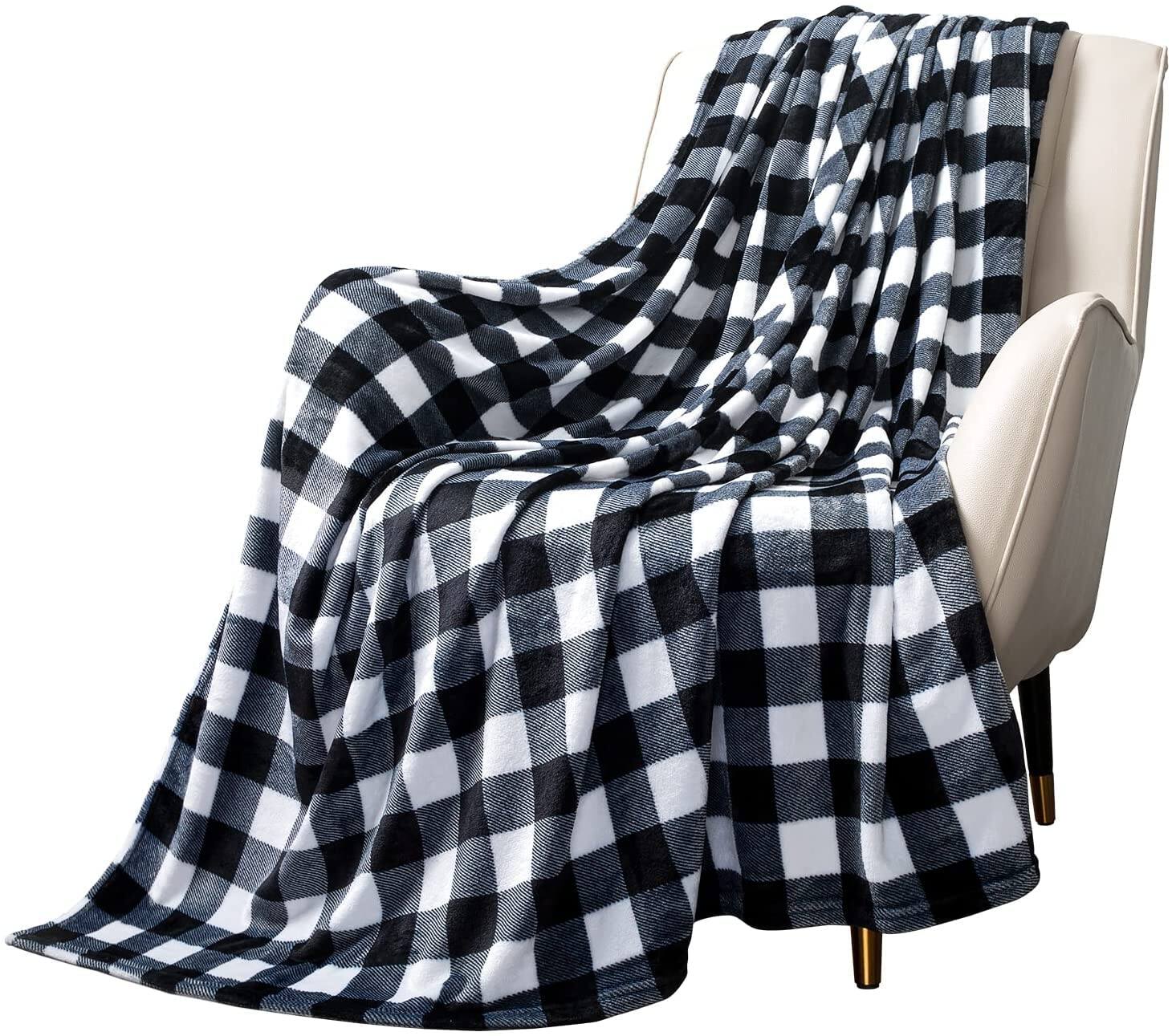 White Black Checkered Fleece (50x60 IN)