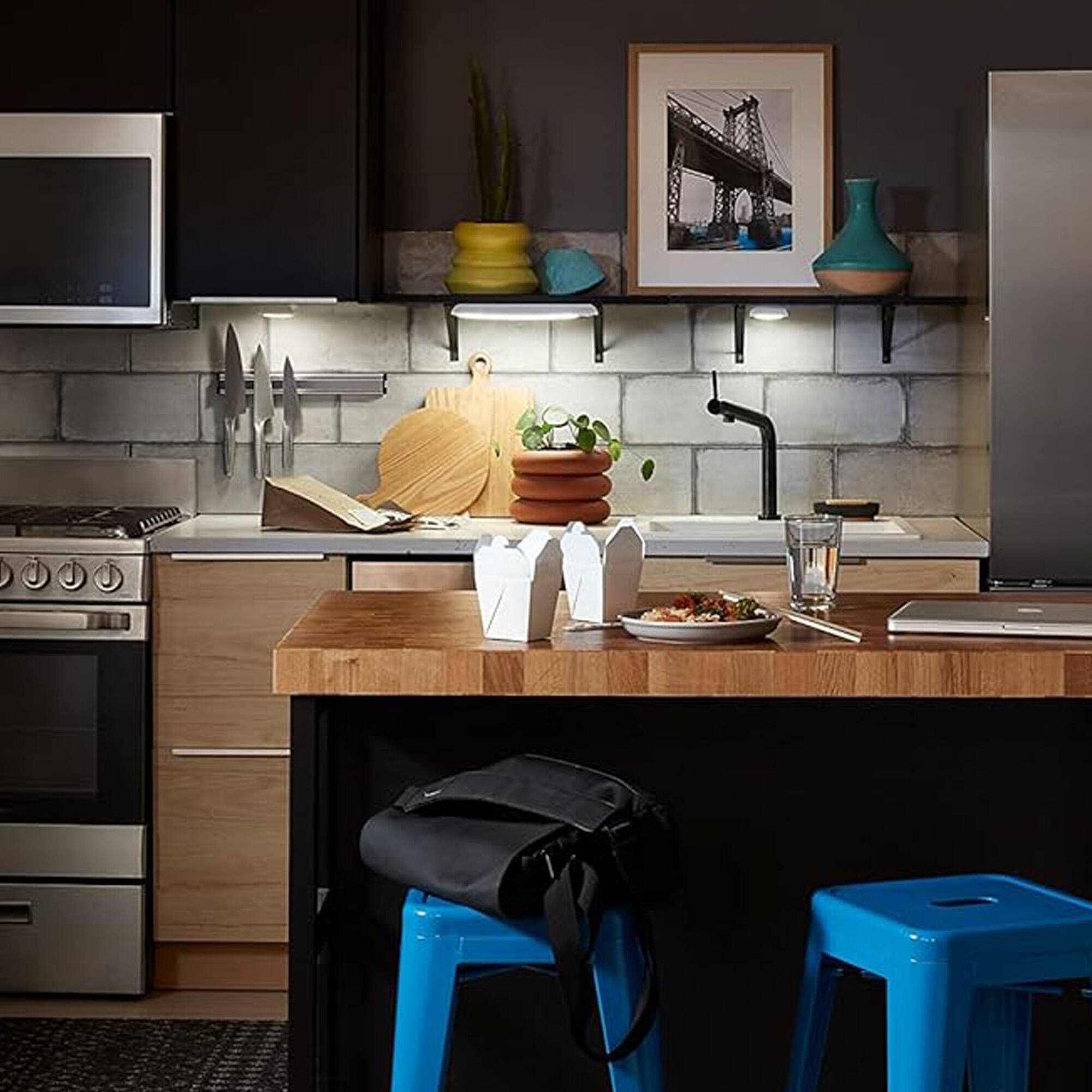 Alt View 3. GE - GE Set of 6 Battery Operated Plastic LED Puck Lights for Closets and Cabinets.