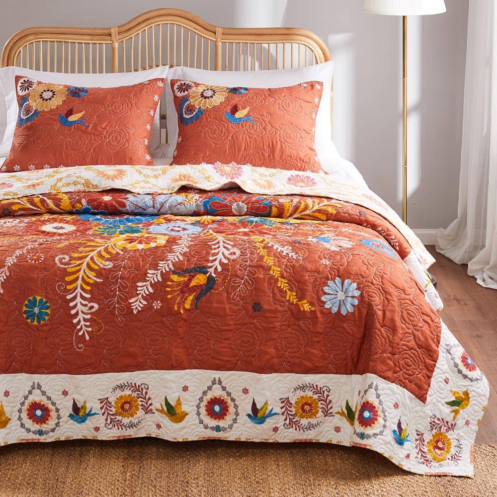 Back. BreeBe - Topanga Quilt Set 3-Piece King/Cal King - Multi.