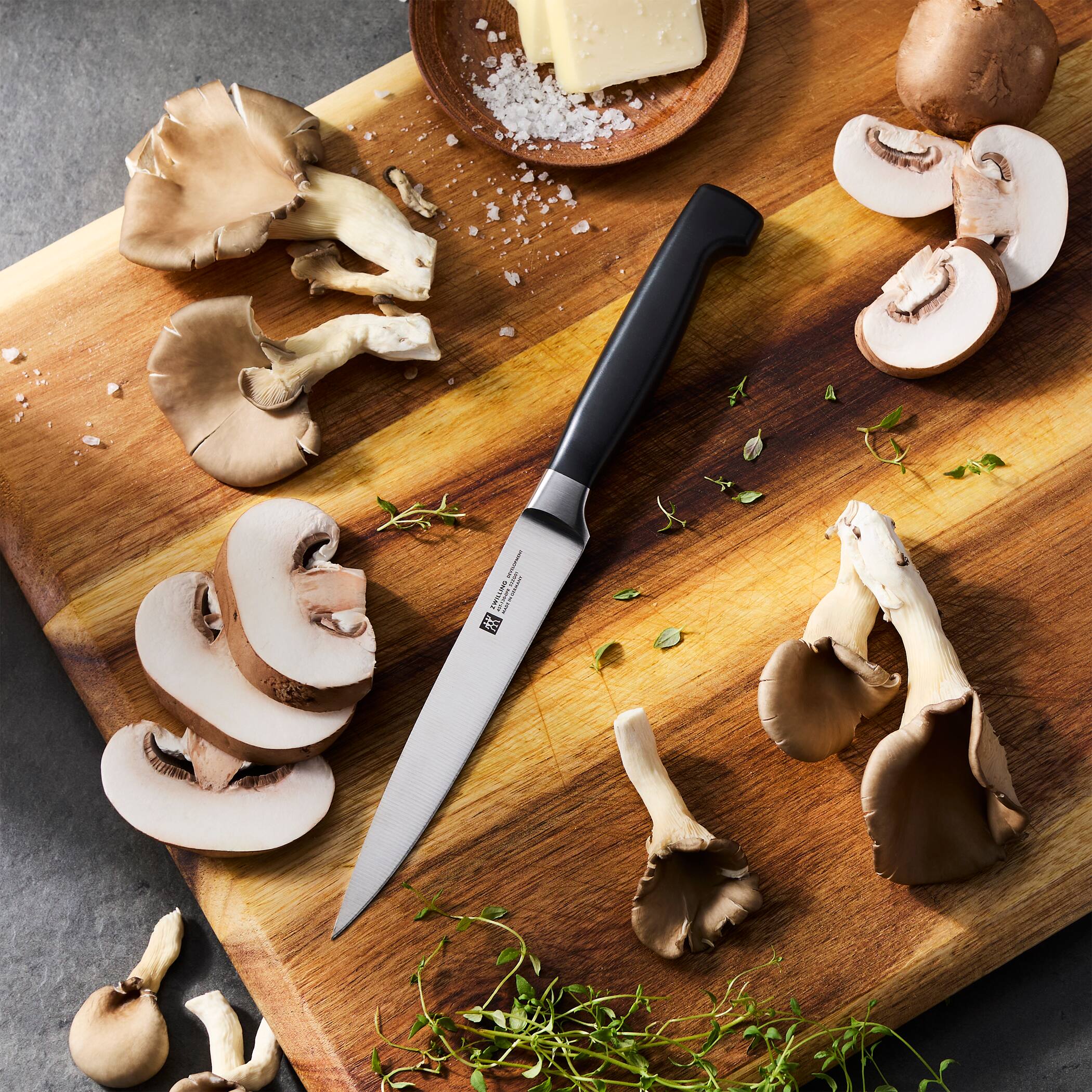 Alt View 1. ZWILLING - ZWILLING Four Star 5-inch Utility Knife - Stainless Steel.