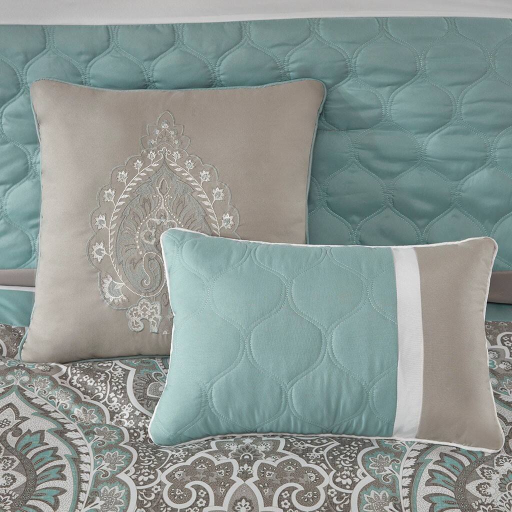 Alt View 2. Gracie Mills - Gracie Mills Ronny 8-Piece Damask-Inspired Comforter Set - Seafoam.