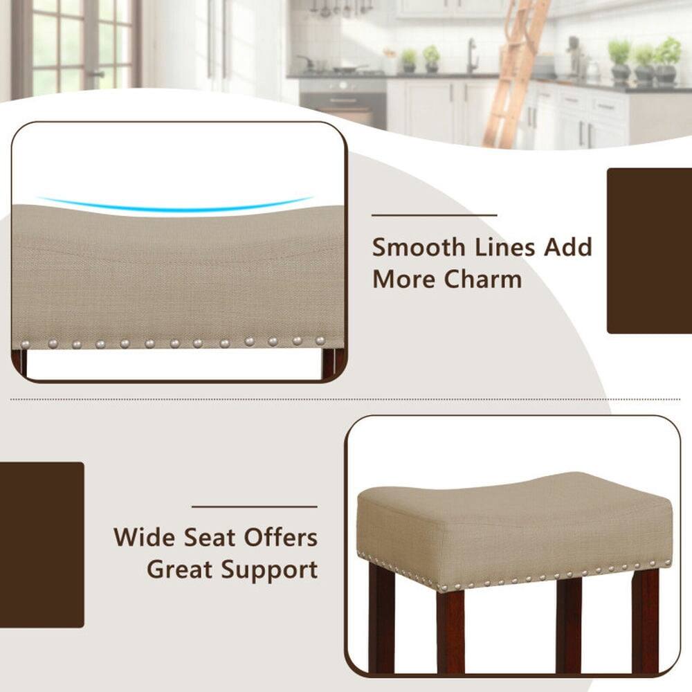 Smooth Lines Add More Charm  
Wide Seat Offers Great Support