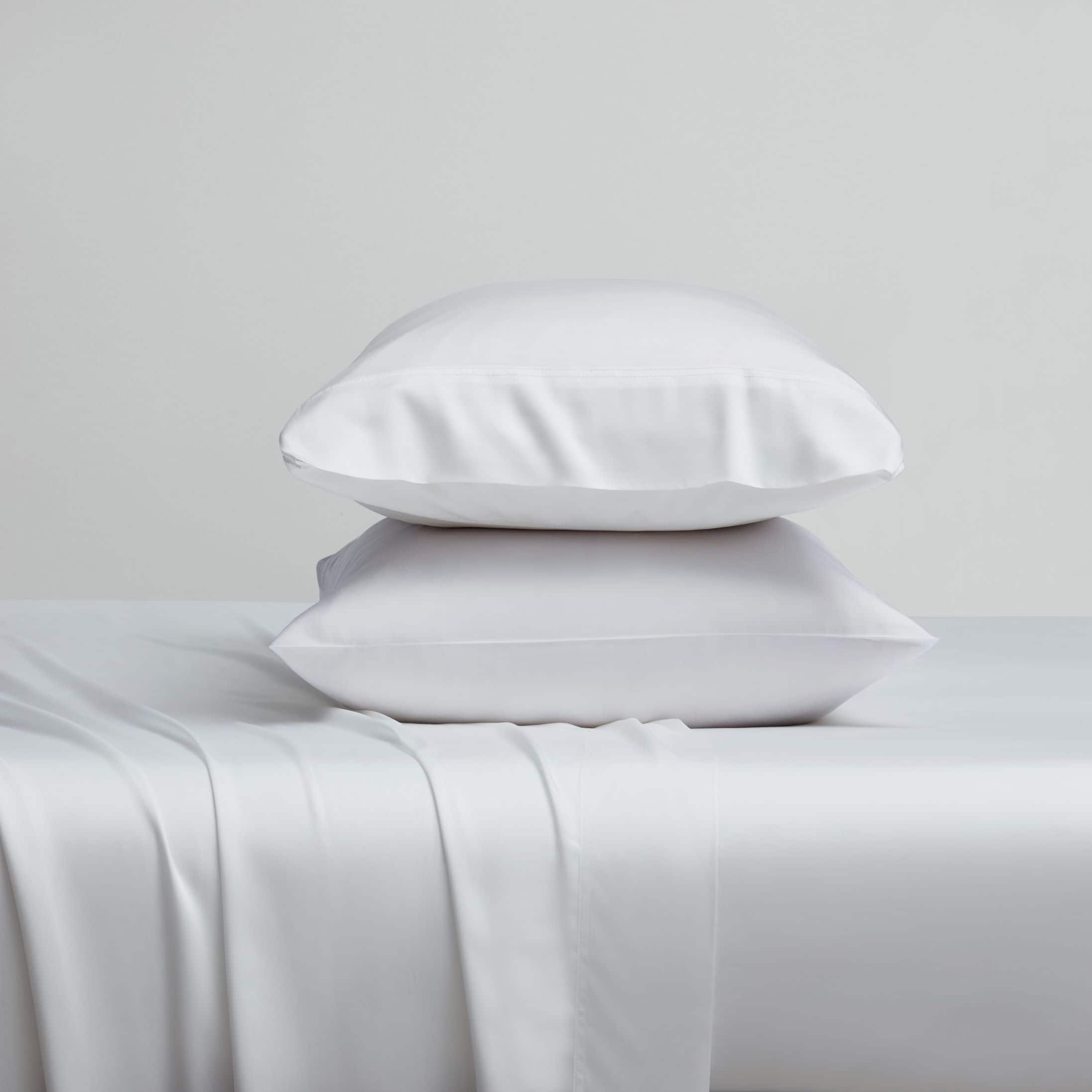 Kathy Ireland - 300 Thread Count Bamboo 2 Piece Pillowcases - White price history on PriceWatchPro
