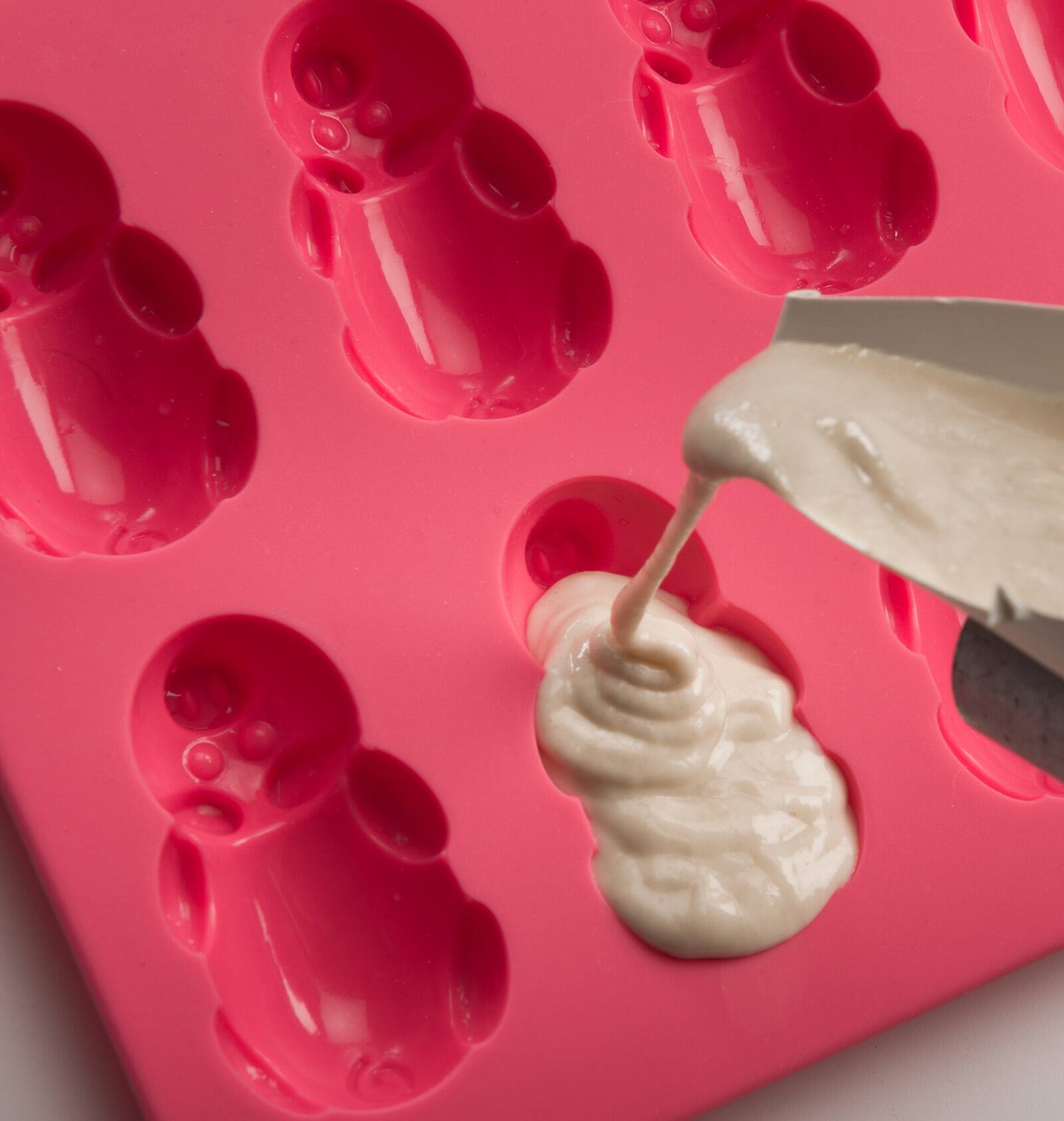 Alt View 4. MOBI - 12 Pigs in a Blanket Silicone Snack Mold, Little Pigs in Blankets - Pink.