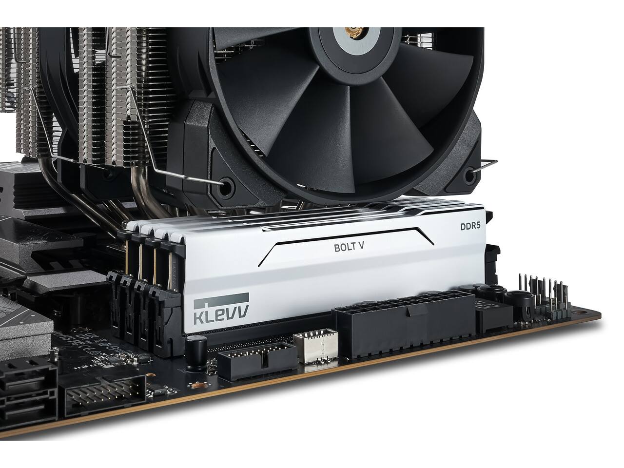 DDR5  
BOLT V  
KLEVV