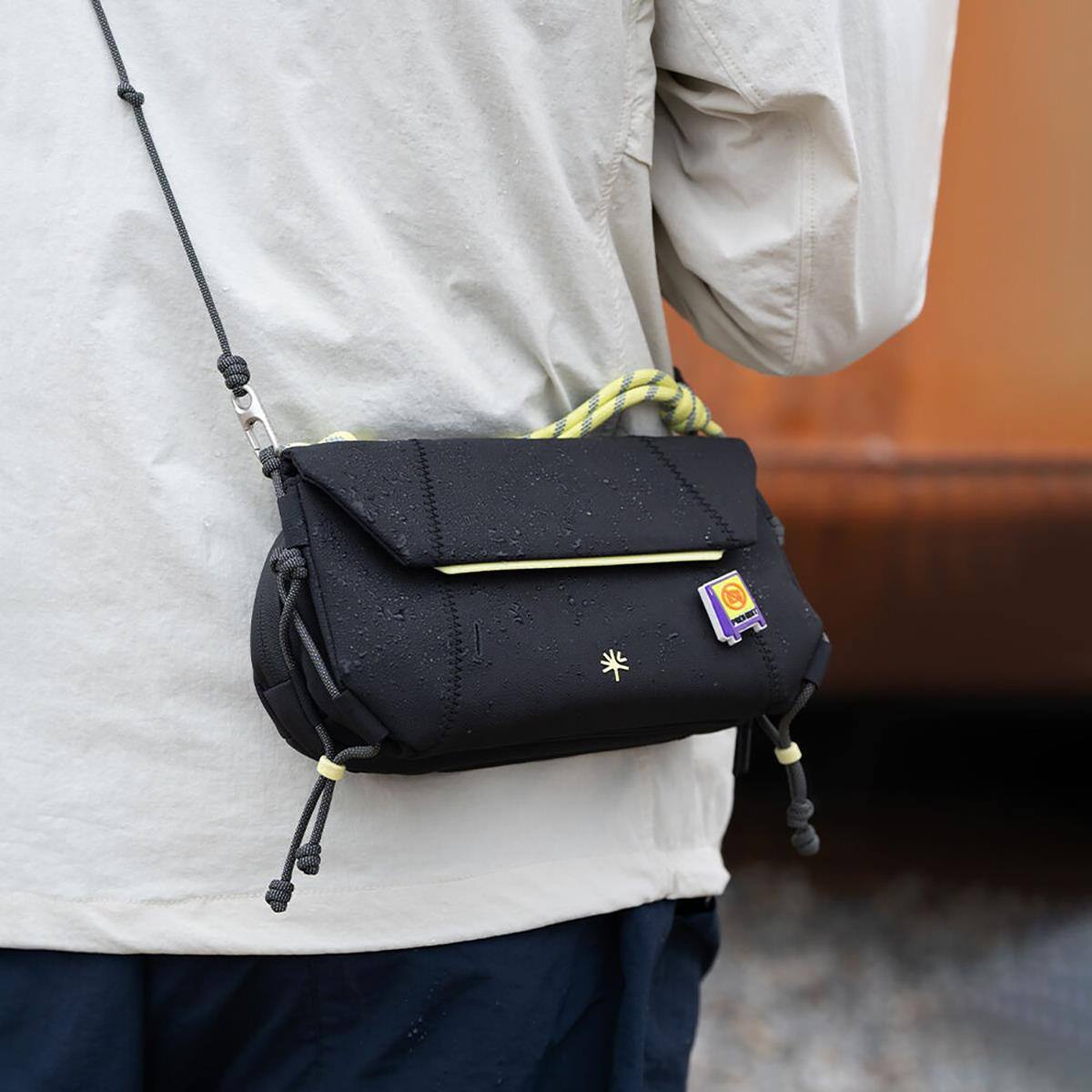 Alt View 5. PGYTECH - PGYTECH OneGo Pocket Sling(Mist White).