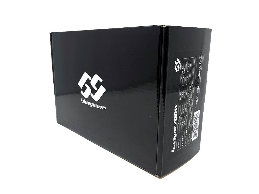 The text appears to be a description of a power supply unit. Here is the corrected and grouped version:

- **Brand:** Bluegears
- **Model:** VSD VO6 LOYY
- **Input Voltage:** 100-240V
- **Input Frequency:** 47-63Hz
- **Output Voltage:** 12V
- **Output Current:** 1A/5A
- **Output Power:** 700W
- **Efficiency:** 80 Plus
- **Certifications:** RoHS, S
- **Other Details:** Prequency COZE, Max Current, FDA, PAUEA, etc.

This seems to be a 700W power supply unit with a 12V output and 1A/5A current rating.