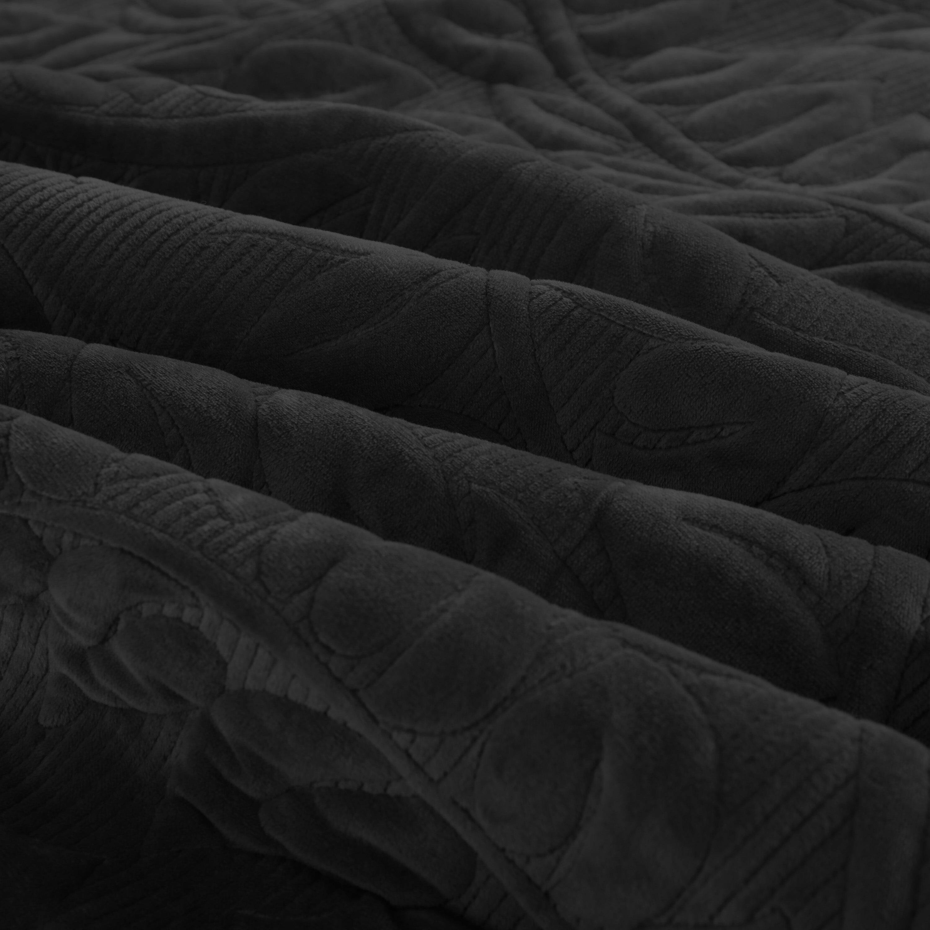 Left. MarCielo - Marcielo 3Pc Luxury Velvet Oversized Embroidery Soft and Plush Quilt Set - Black.