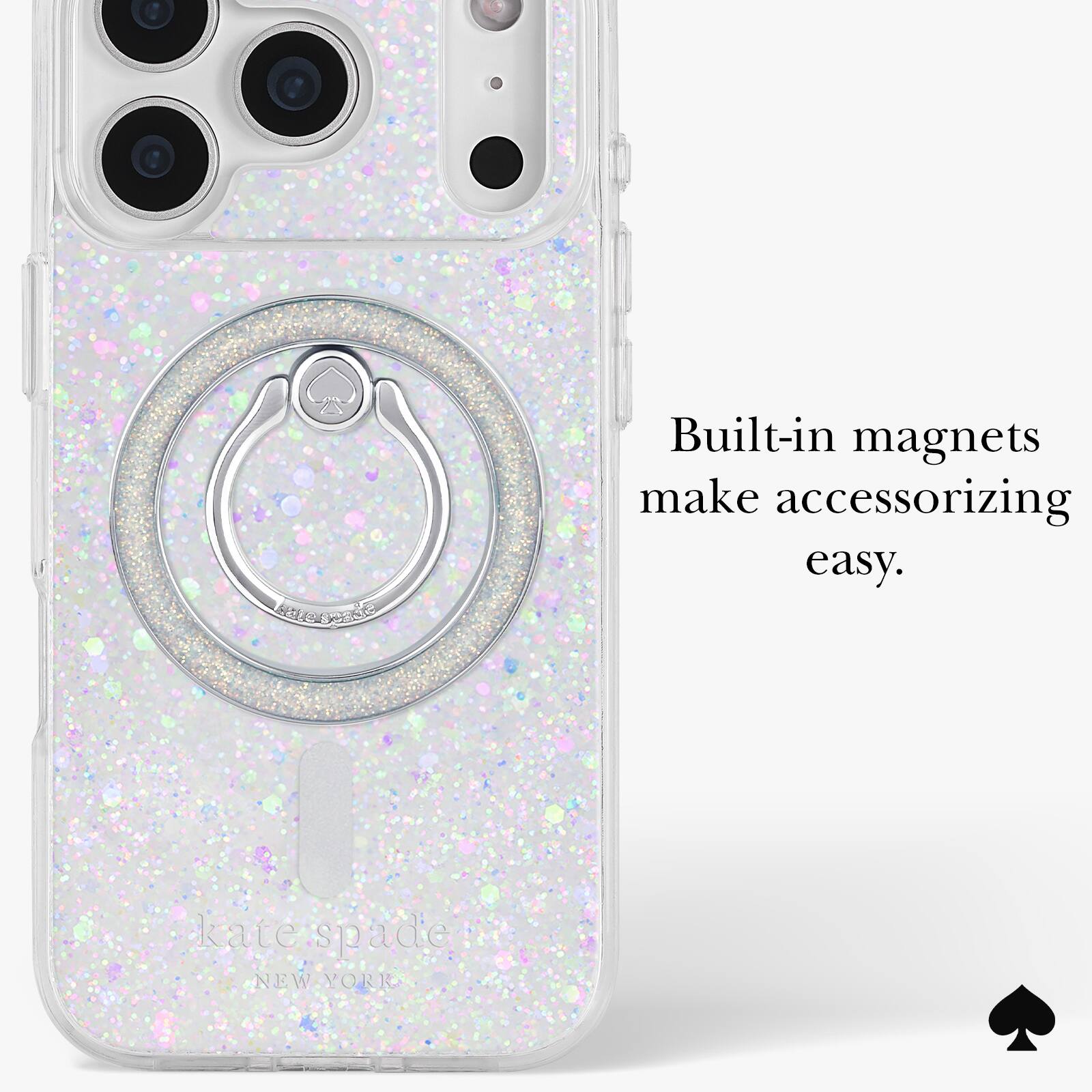 Built-in magnets make accessorizing easy.

kate spade NEW YORK