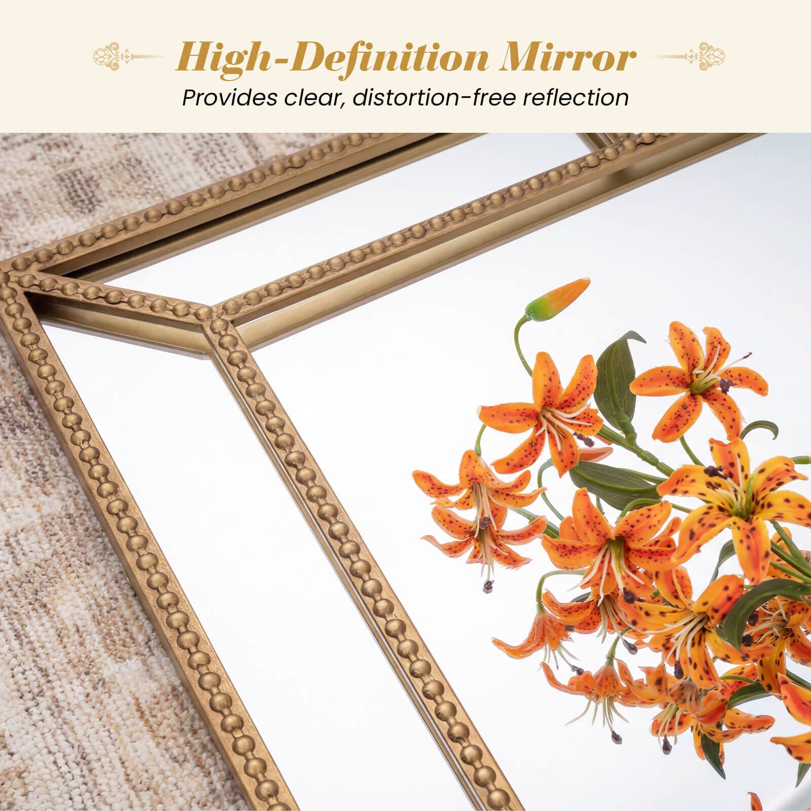 High-Definition Mirror  
Provides clear, distortion-free reflection