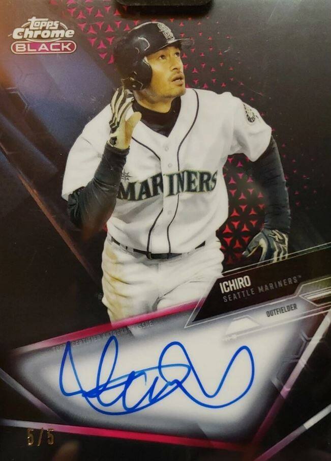 Topps Chrome BLACK MARINERS ISSUE FLIGHT CEATIED TORP ICHIRO MARINERS SEATTLE OUTFIELDER 5/5