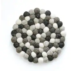 Cilio - Fair Trade Virgin Sheep Wool Trivet, Handcrafted in Nepal, 8.5-Inch Round - Light Gray