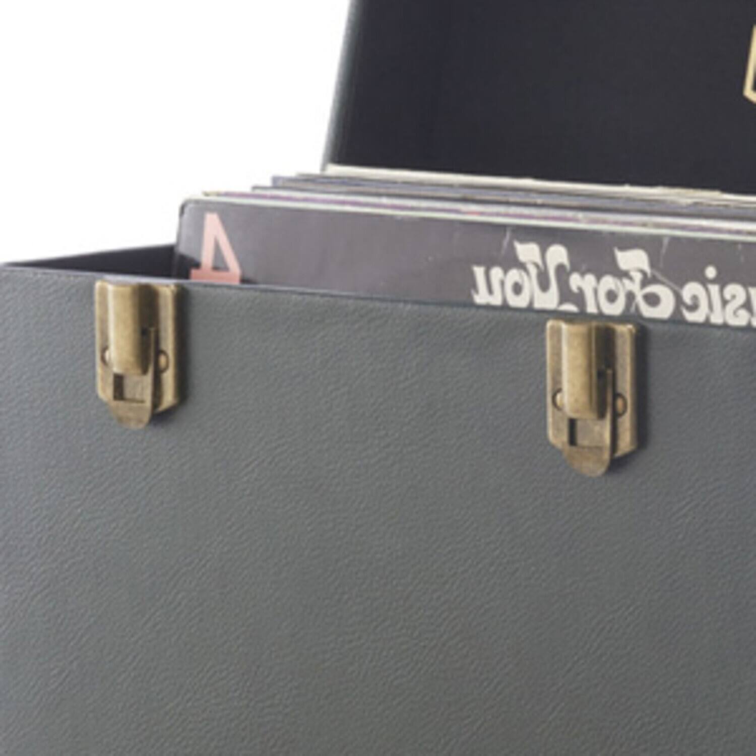 The text on the image reads: "4 rou dor sic"