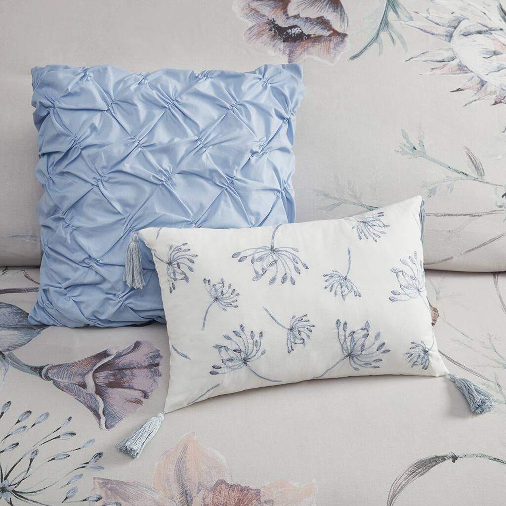 Alt View 4. Gracie Mills - Gracie Mills Kyrie 8-Piece Cotton Printed Comforter Set - Blue.