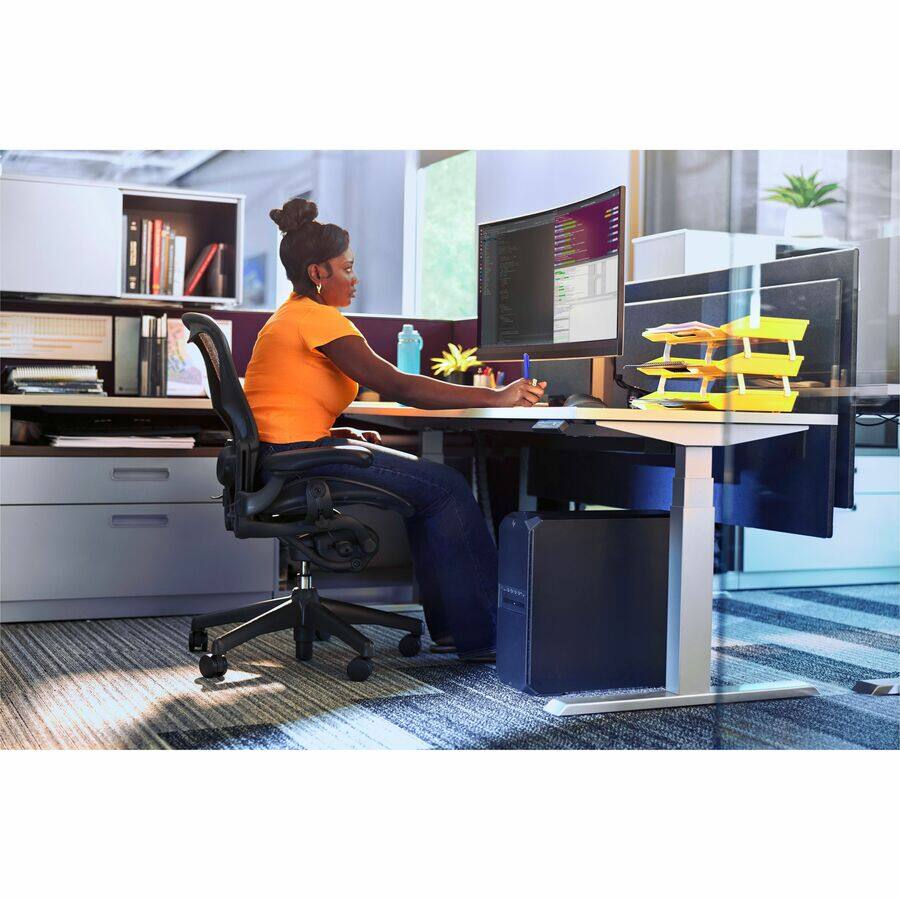 Alt View 7. HP - HP Z8 Fury G5 Workstation - 1 x Intel Xeon w7-3545 - 16 GB - 512 GB SSD - Tower - Black - Smart Buy - Intel W790 Chip - Black.