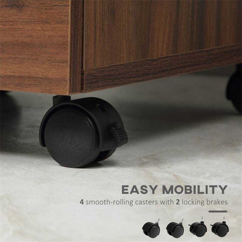 EASY MOBILITY  
4 smooth-rolling casters with 2 locking brakes