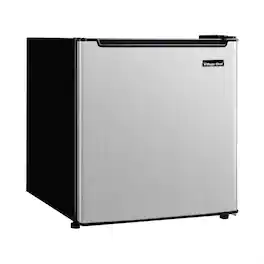 Magic Chef - MCAR170STE 1.7-Cu.-Ft. 90-Watt Stainless Steel Mini Refrigerator - Silver