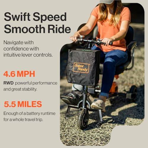 Swift Speed Smooth Ride  
Navigate with confidence with intuitive lever controls.  
4.6 MPH RWD powerful performance and great stability.  
5.5 MILES  
Enough of a battery runtime for a whole travel trip.