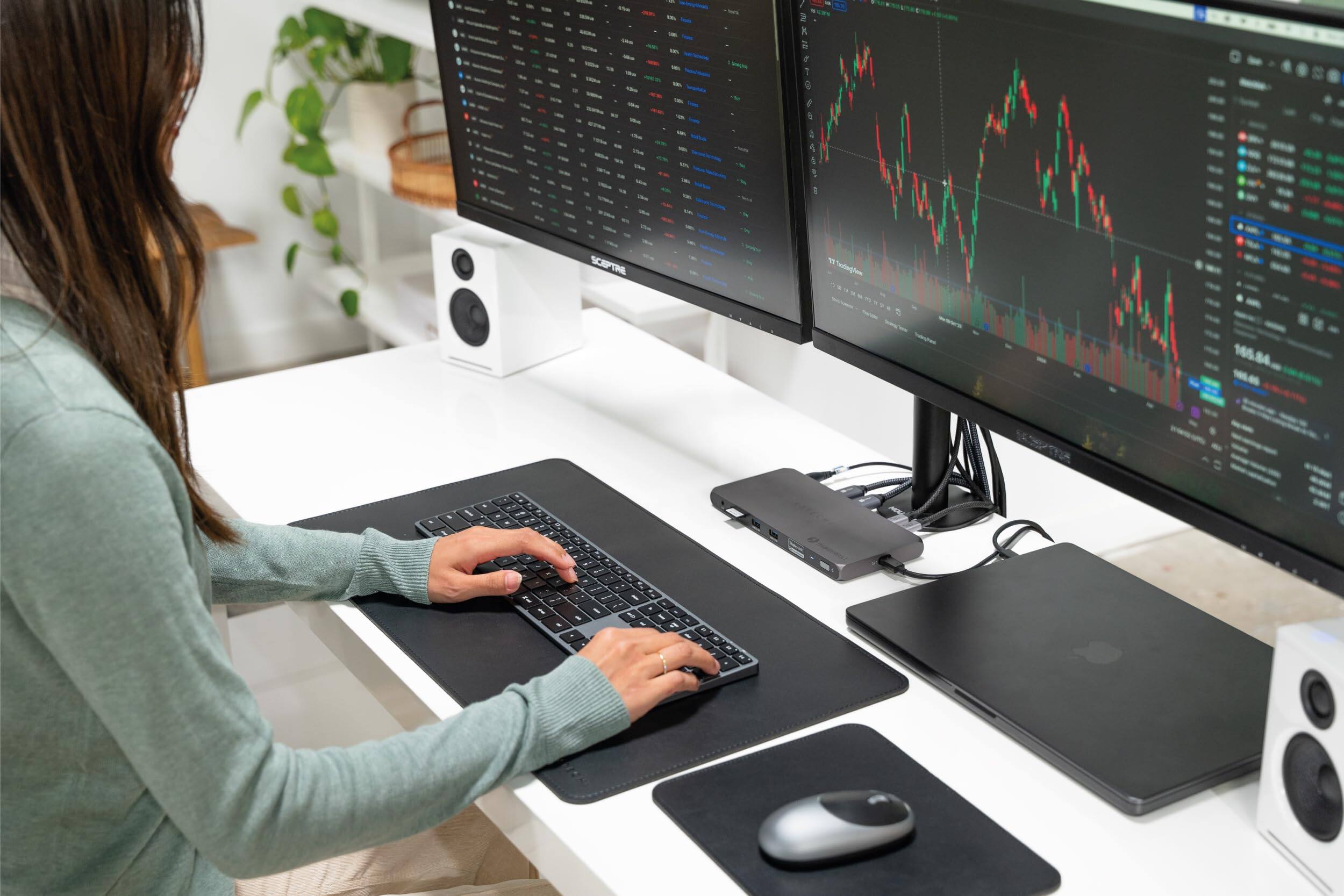 K : : 1 SCAPTRE IT Inofugtes - I . - - - - - au - - - - I - L , . L & S A  I . &