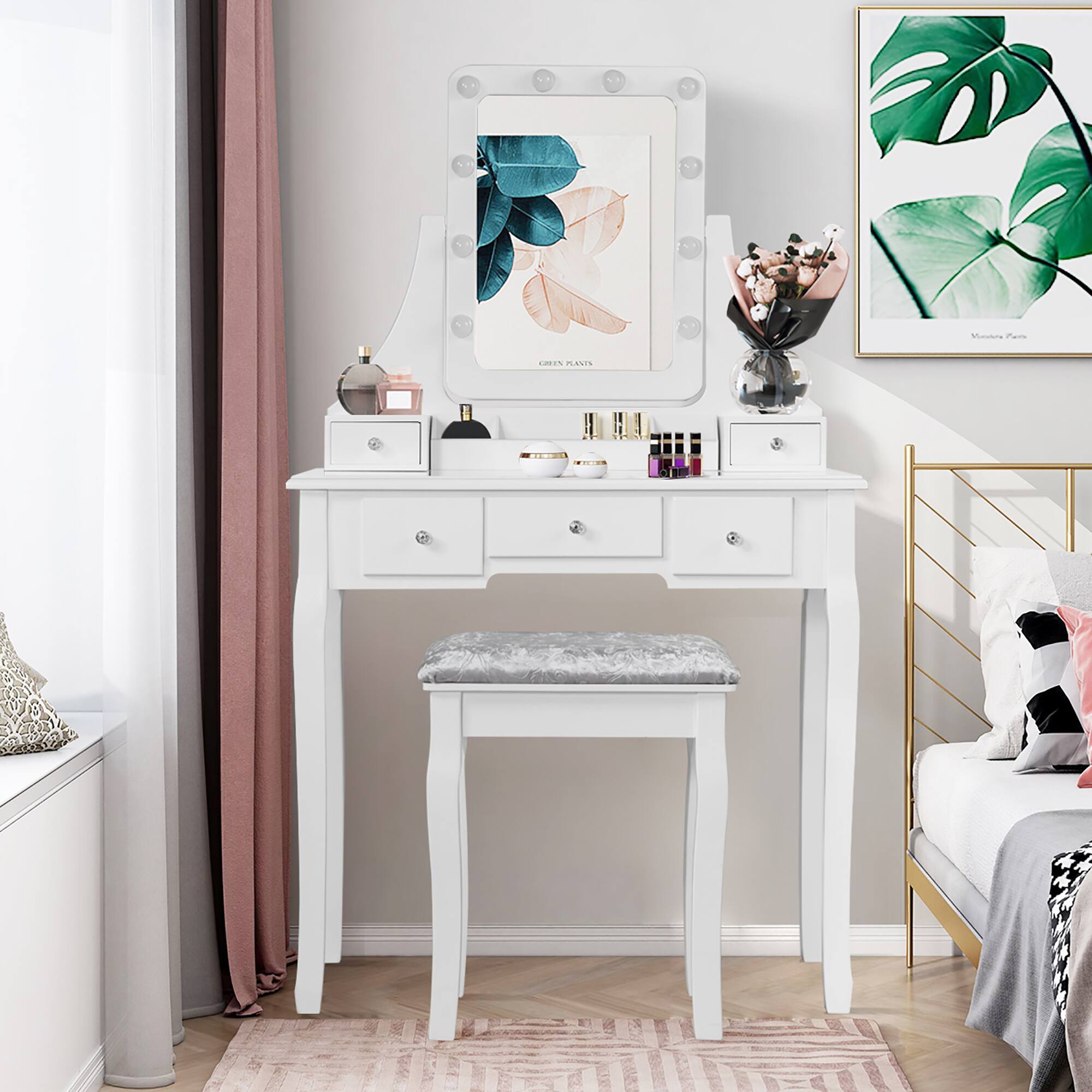 CIS PLASTS

GREEN PLANTS