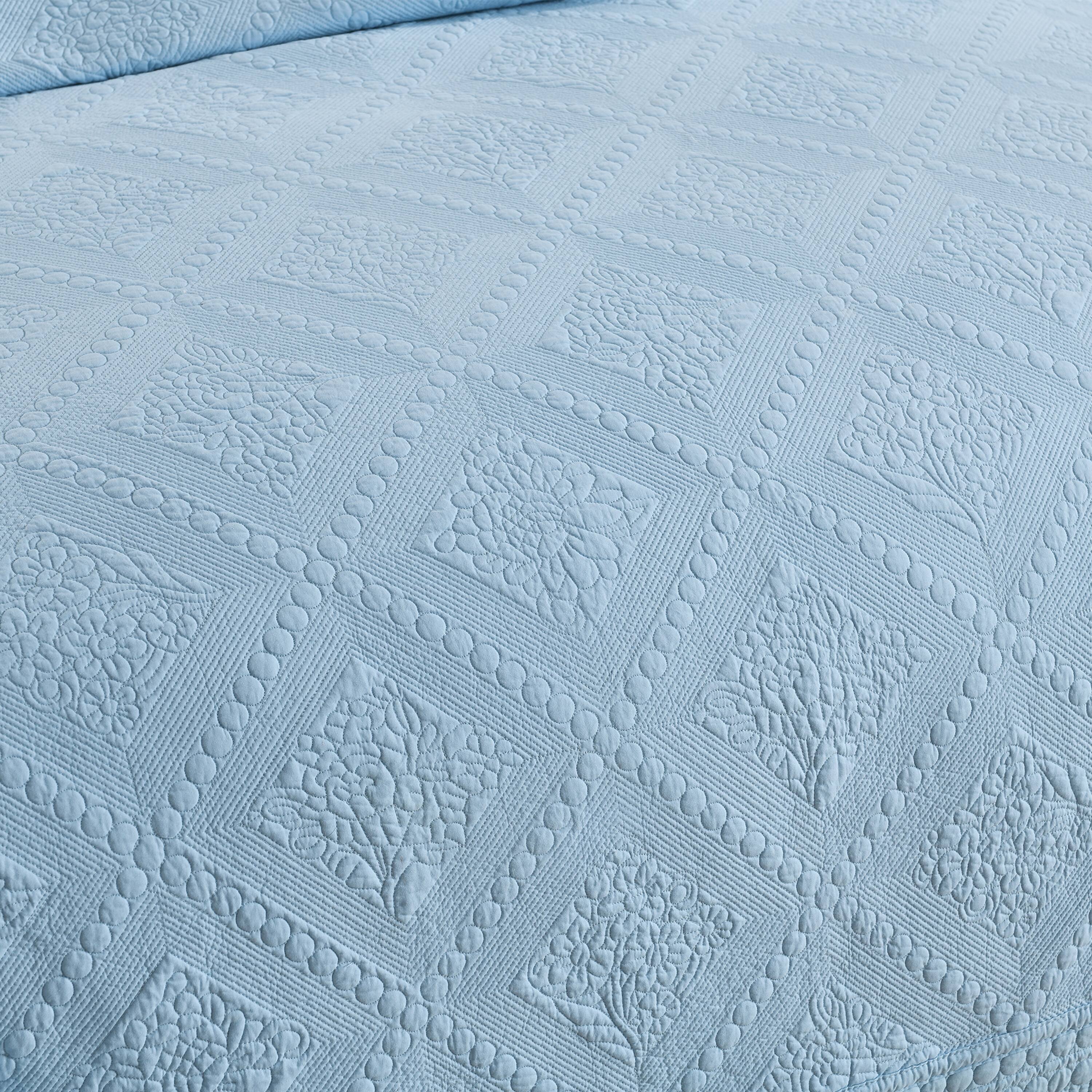 Alt View 1. MarCielo - Marcielo 3 Piece 100% Cotton Oversized Bedspread Lightweight Quilt Bedspread Set - Light Blue.