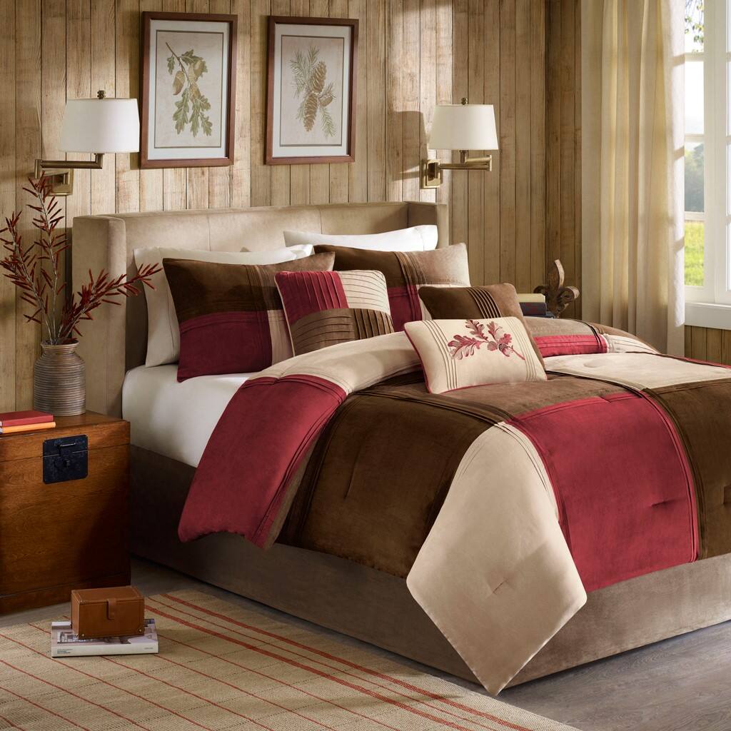 Alt View 4. Gracie Mills - Gracie Mills Florentino 7-Piece Microsuede Comforter Set - Red.