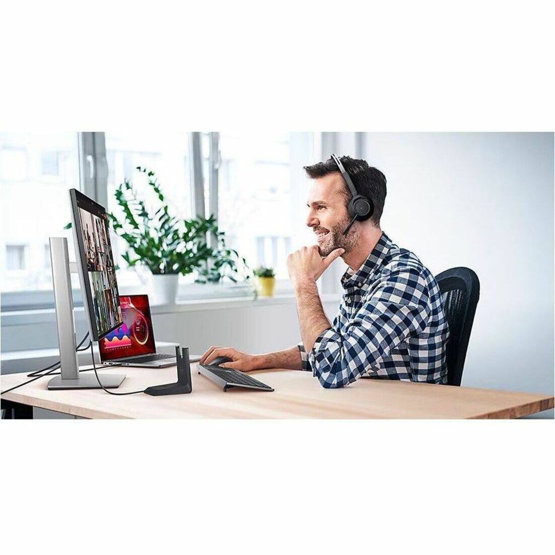 Alt View 40. Dell - Latitude 3000 15.6" Laptop - Intel Core i5 with 16GB Memory - 512 GB SSD - Soft Charcoal, Other.