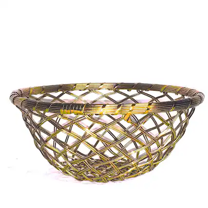 Front. Jiallo - Gold Metallic 9" round basket - Gold.