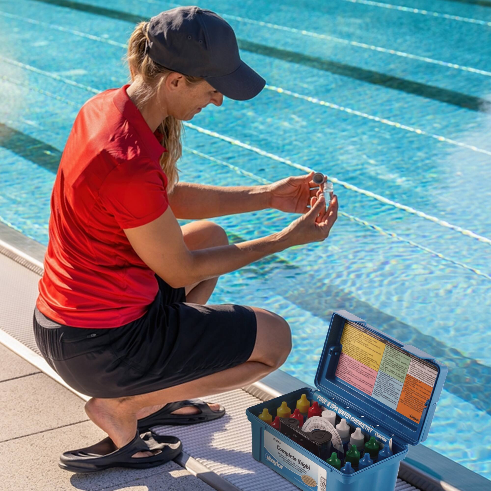 POOL & SPA WATER CHEMISTRY  
Complete (dish)  
May 2000L