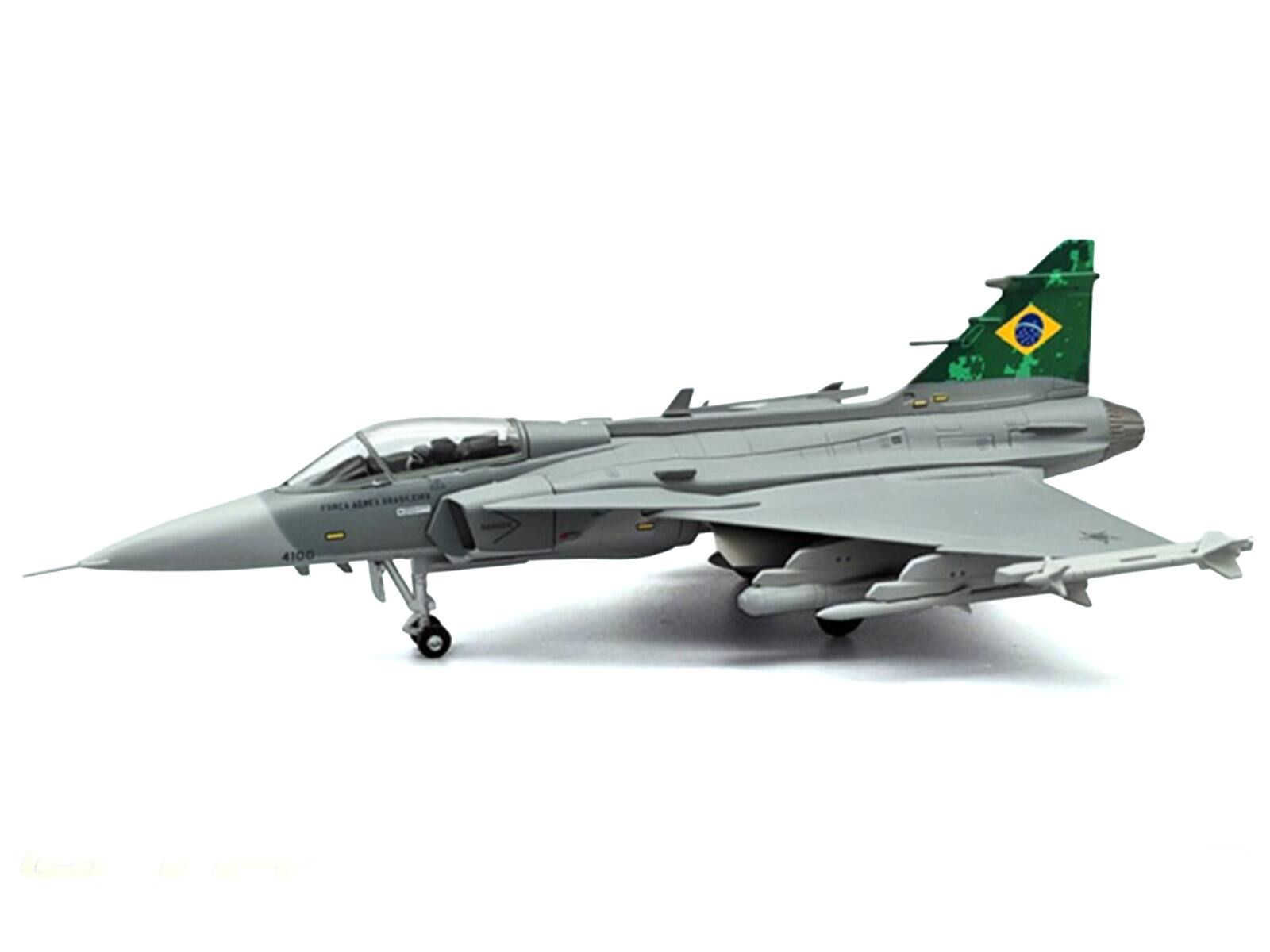 Alt View 1. Aviation 72 - Saab JAS 39E Gripen Fighter Aircraft "Brazilian Air Force" 1/72 Diecast Model by Aviation 72.