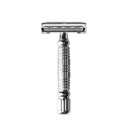 Front. Dazzed Corner - Double Edge Safety Razor – 5 Swedish Steel Blades - Silver.