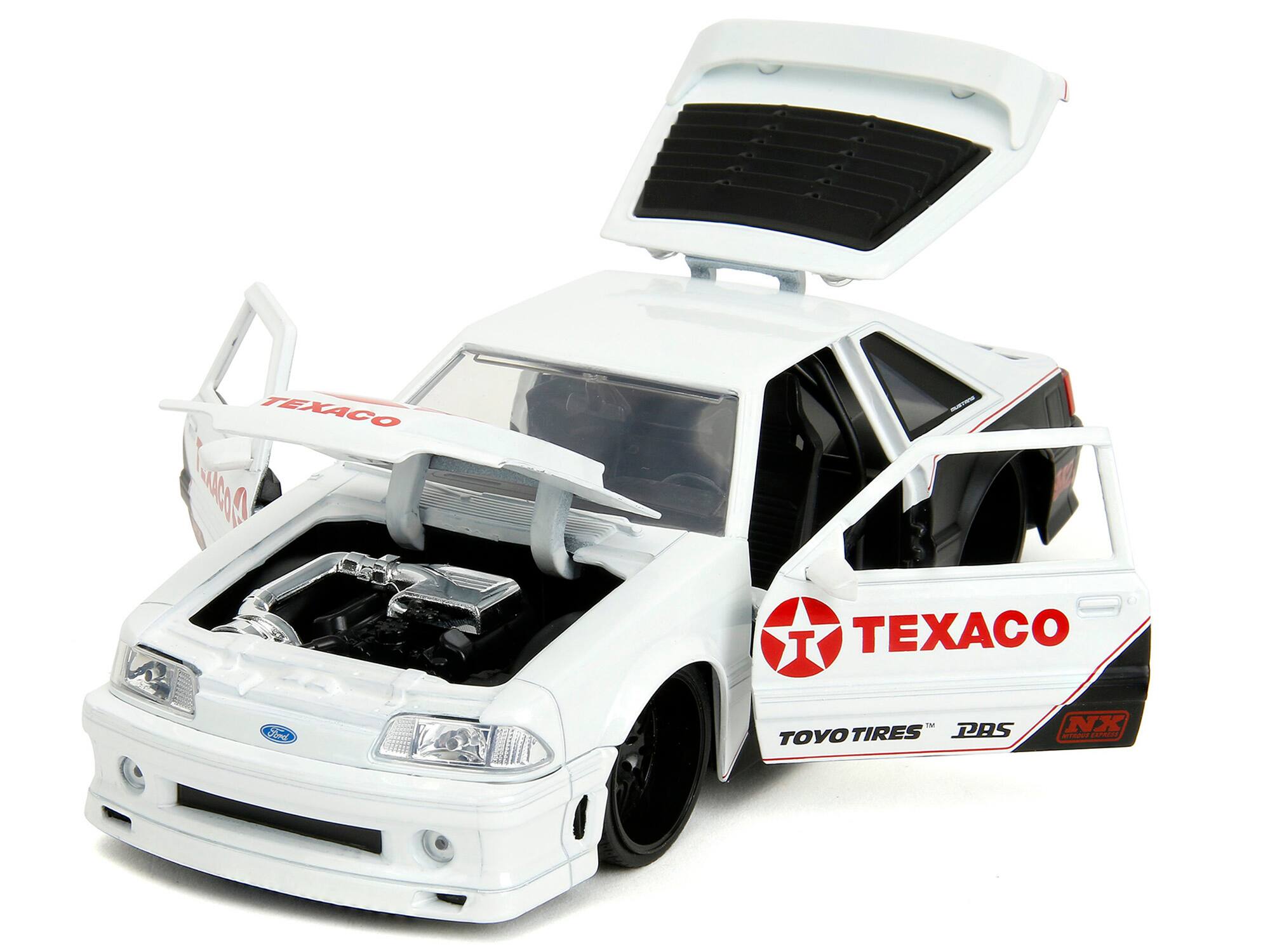 TEXACO  
TEXACO  
TOYO TIRES  
PAS  
NX  
CANA