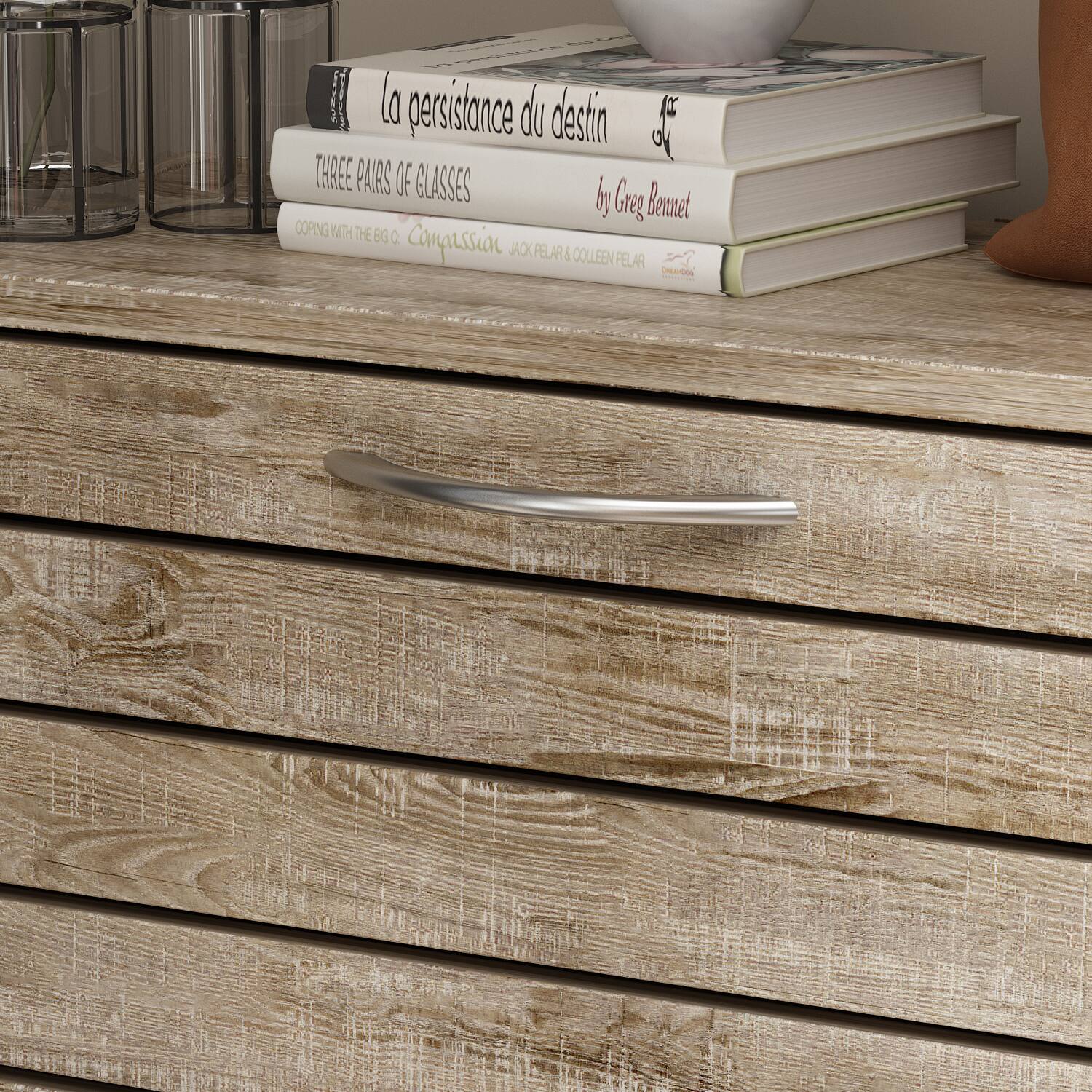 La persistance du destin, THREE PAIRS OF GLASSES by Greg Bennet, CORING WITH THE BG 0 Compassian XOAL PELAR I COLLEEN PELAR FELAR I HeGiL