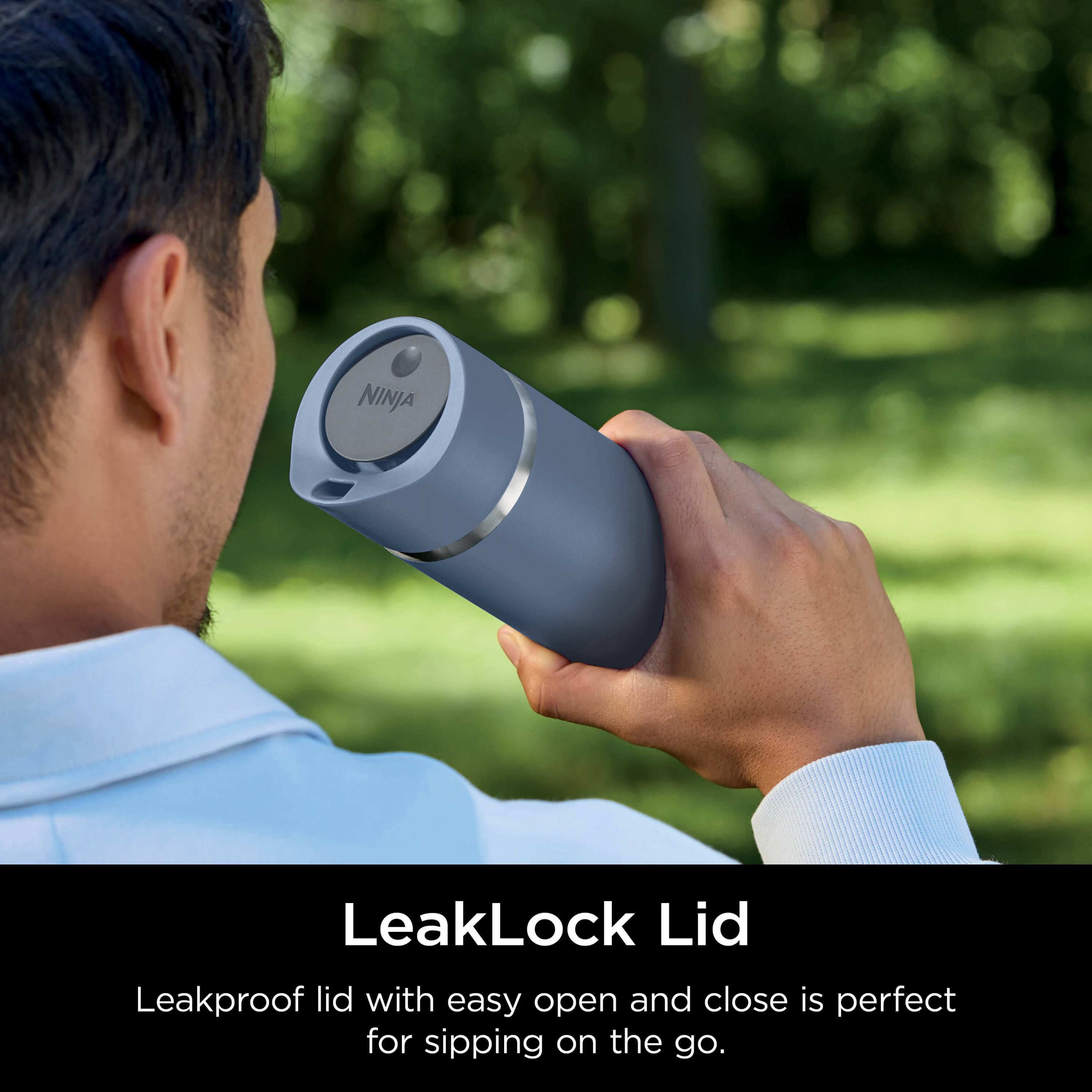 NINJA LeakLock Lid  
Leakproof lid with easy open and close is perfect for sipping on the go.