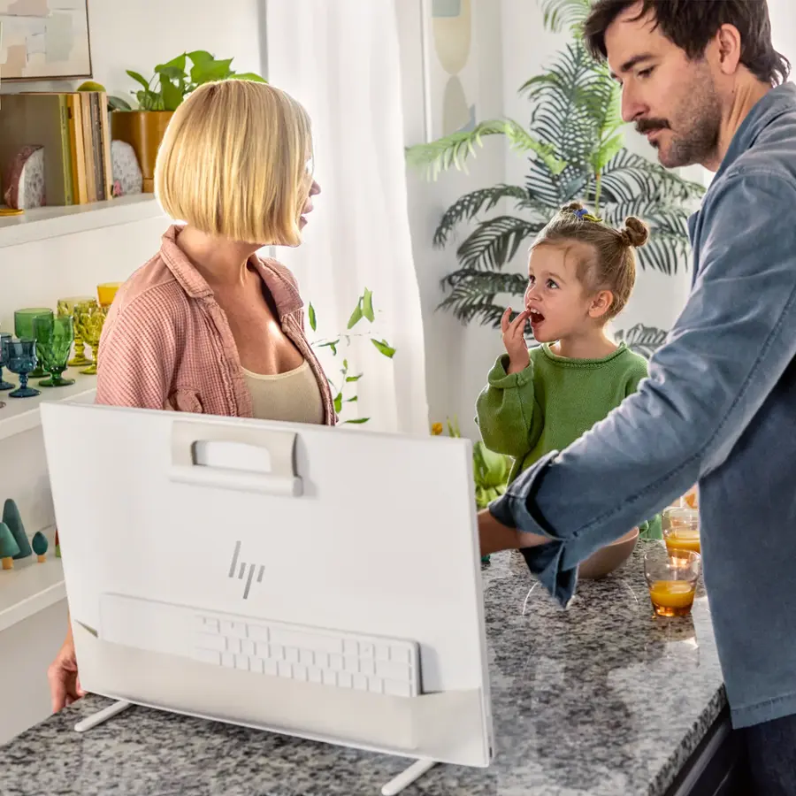 Alt View 16. HP - Envy Move 23.8" QHD Touch-Screen Portable All-in-One - Intel Core i5 - 8GB Memory - 512GB SSD - Shell White.